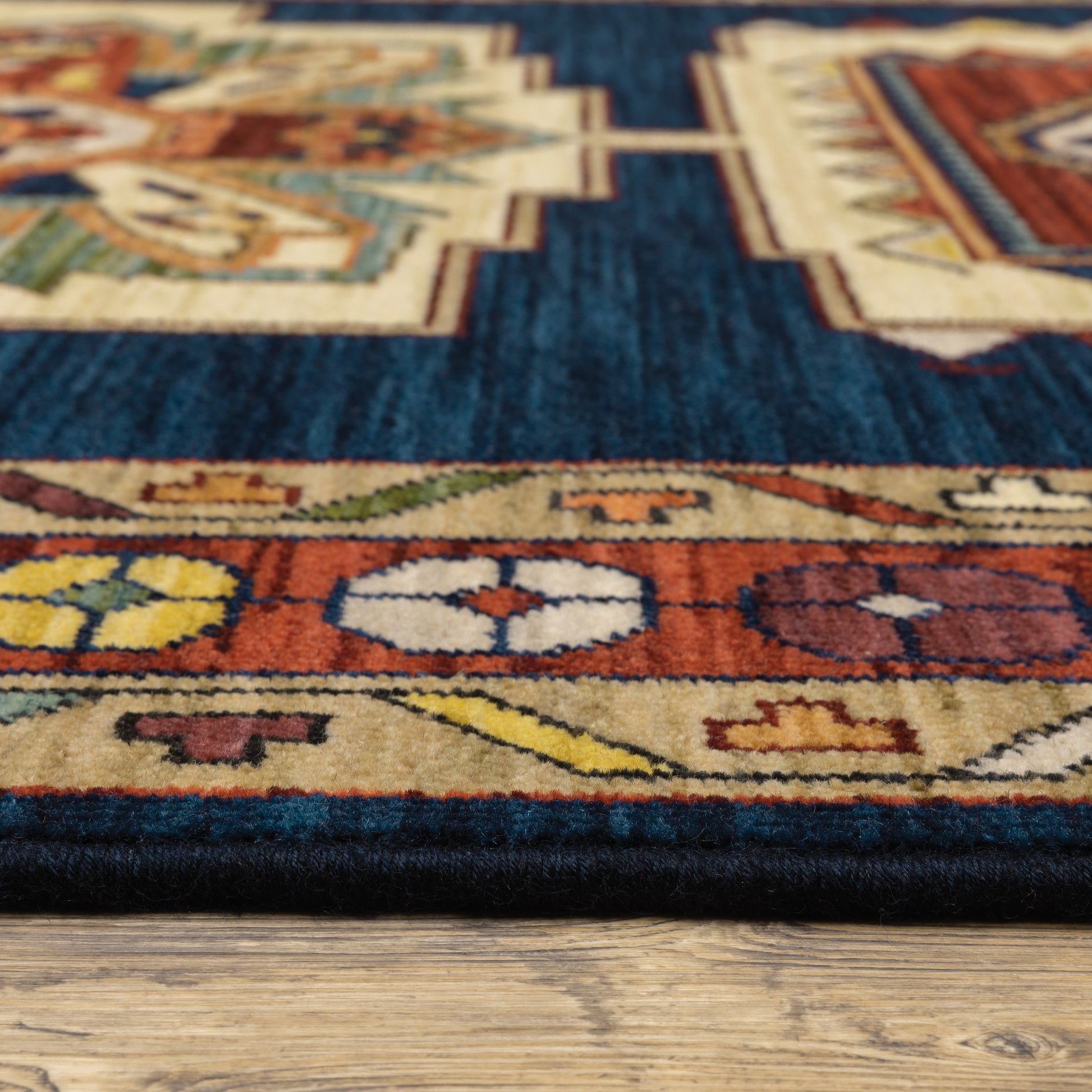Lilihan Oriental Blue/ Red Cut Pile Rug