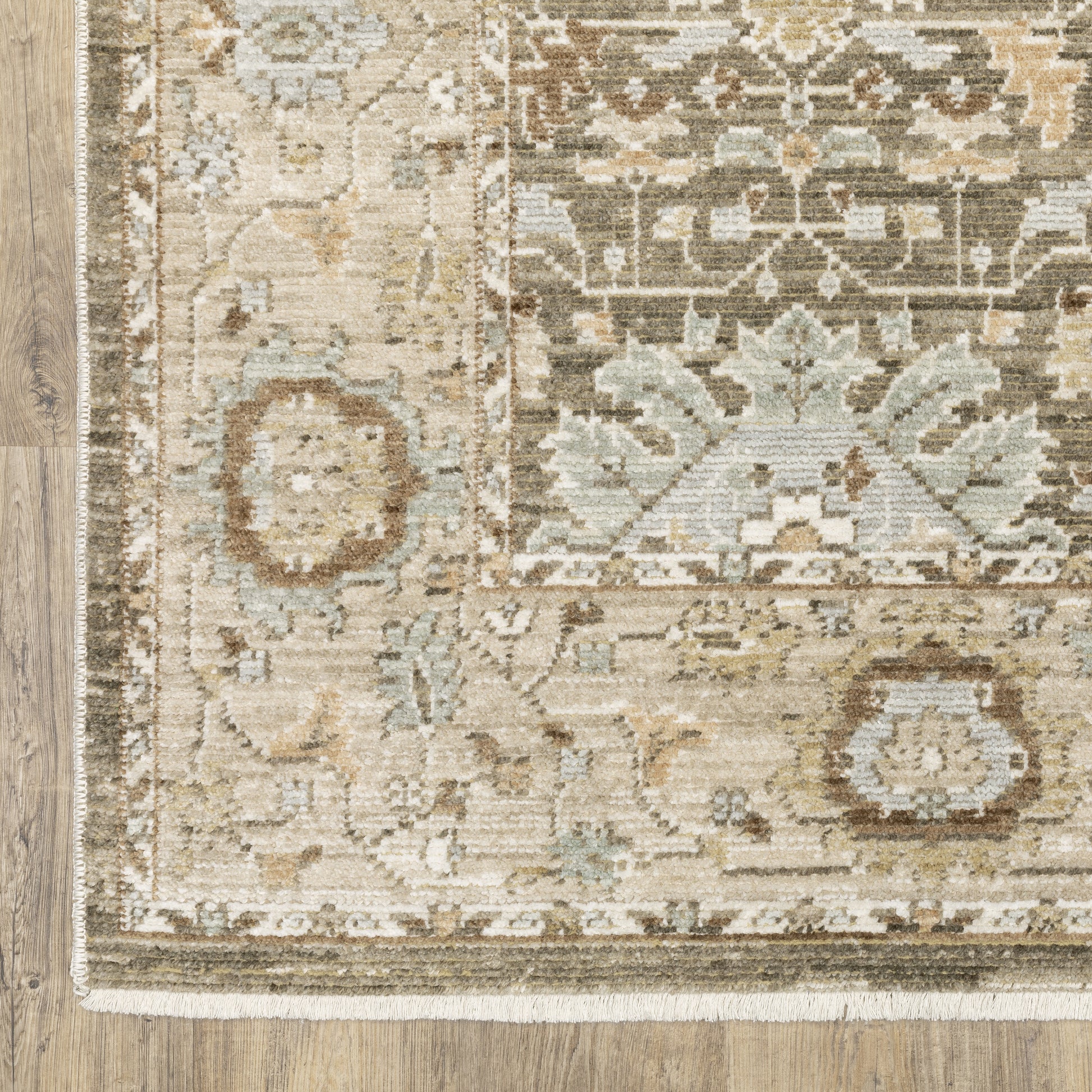 Lola Floral Brown/ Blue Oriental Cut Pile Rug