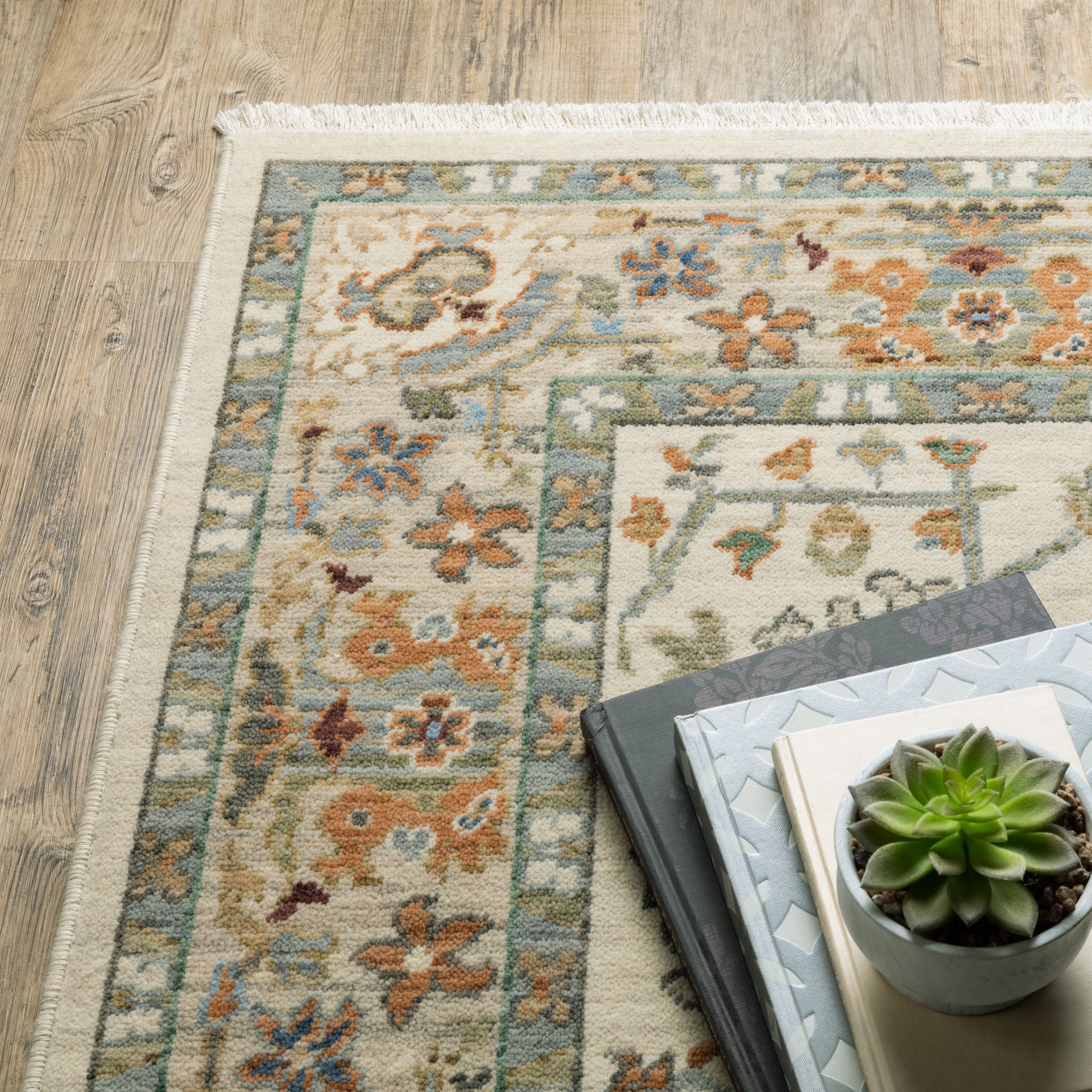 Lucca Oriental Ivory/ Multi Cut Pile Rug