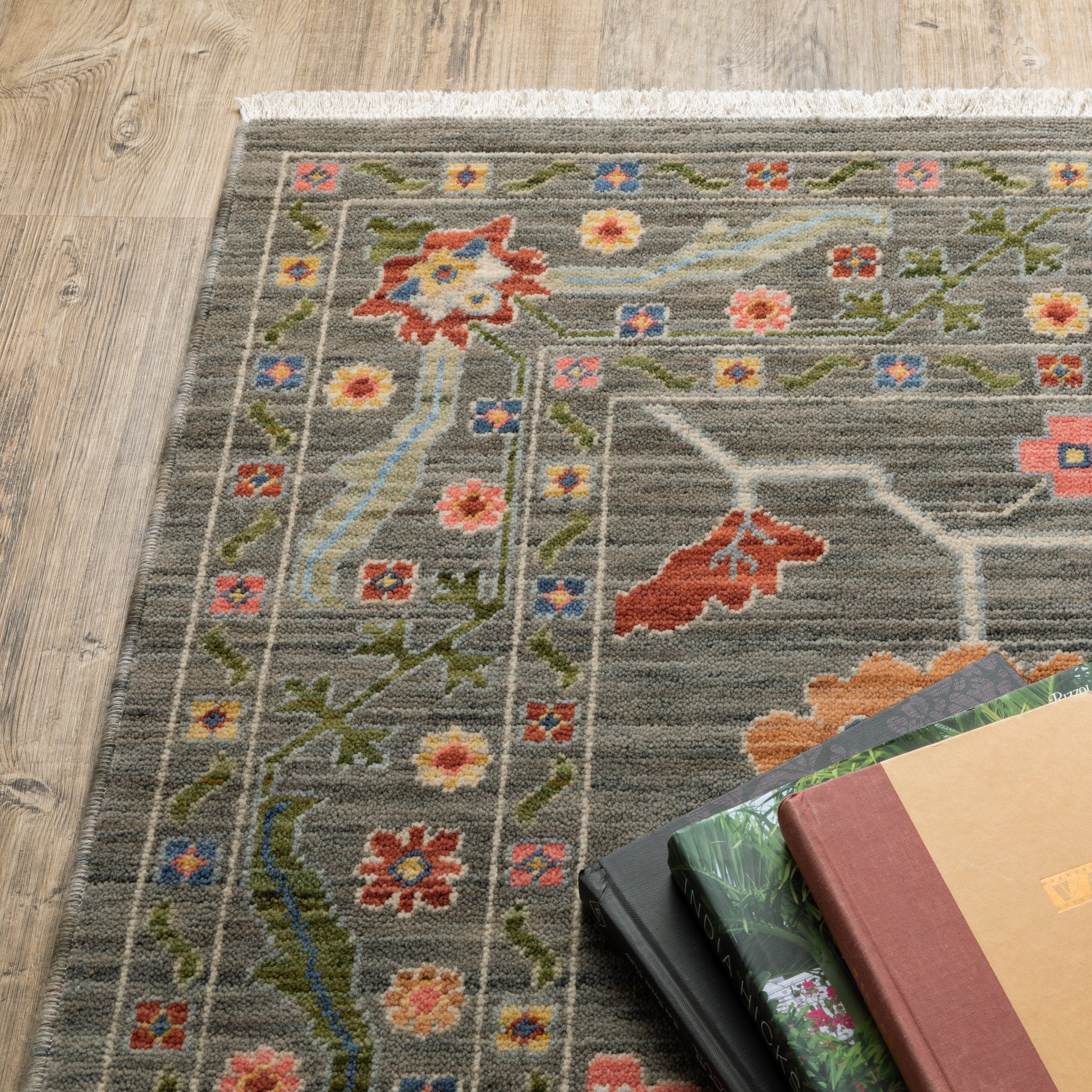 Lucca Oriental Grey/ Multi Cut Pile Rug