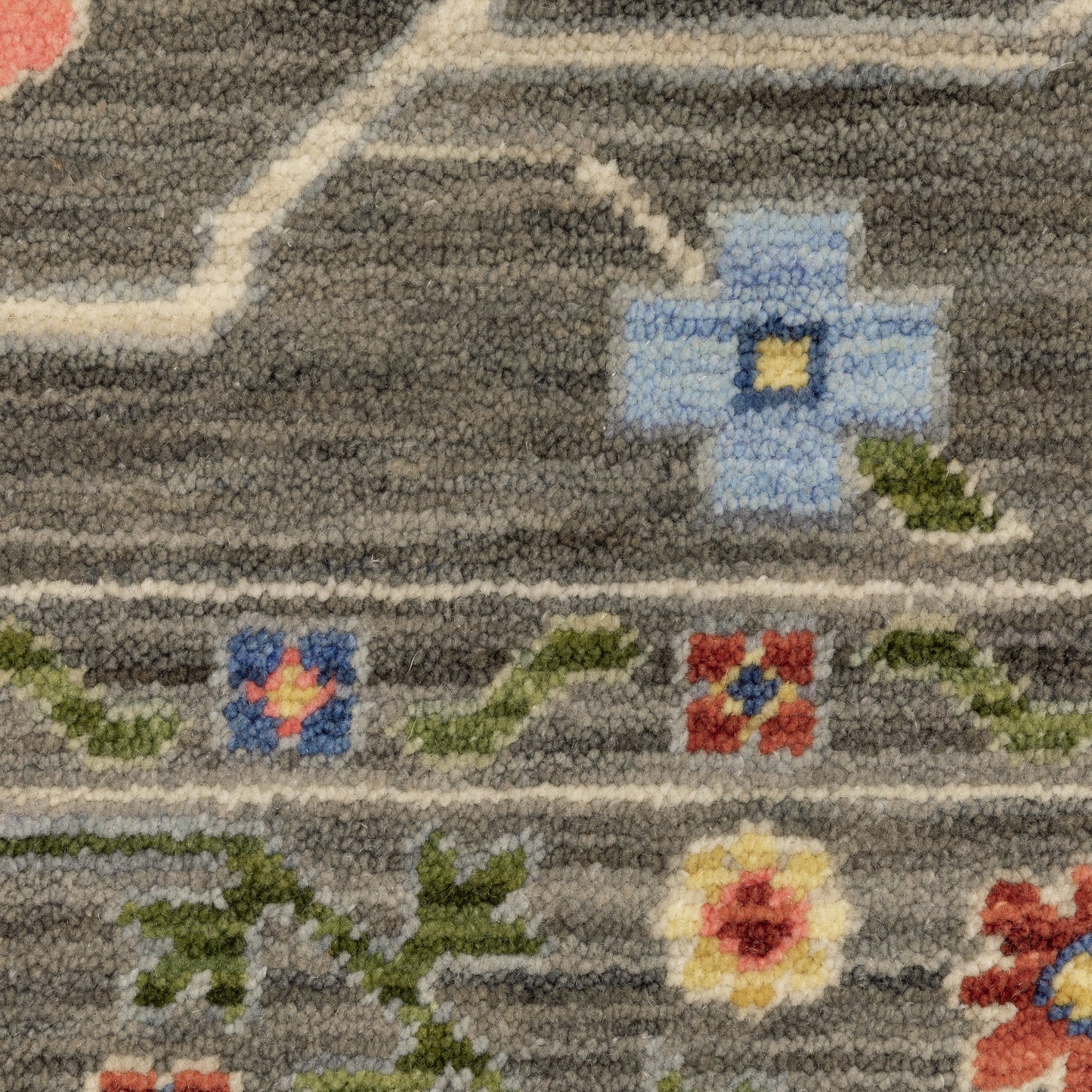 Lucca 5506K Grey Oriental Rug