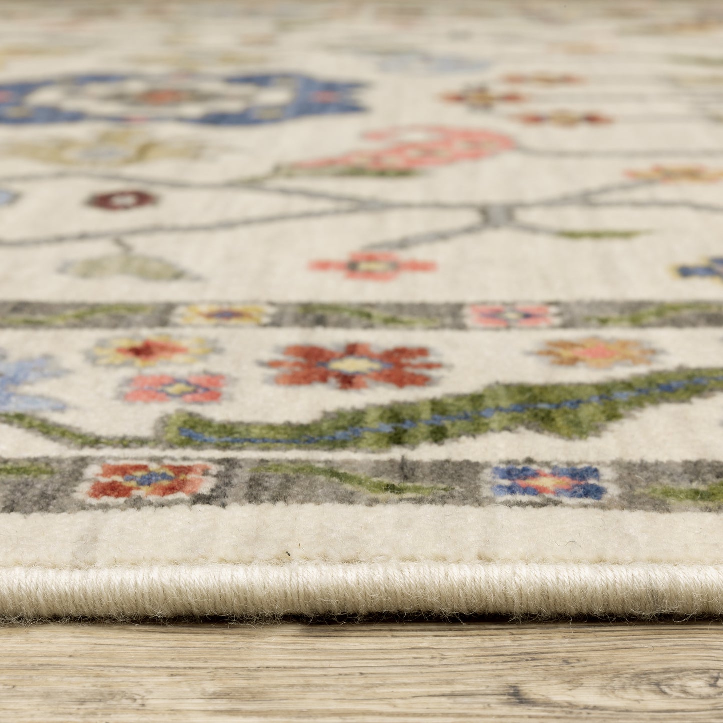 Lucca Oriental Ivory/ Multi Cut Pile Rug