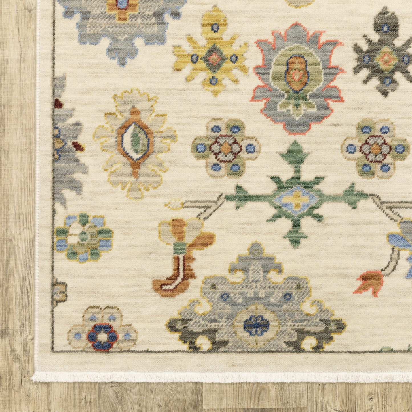 Lucca Oriental Ivory/ Multi Cut Pile Rug