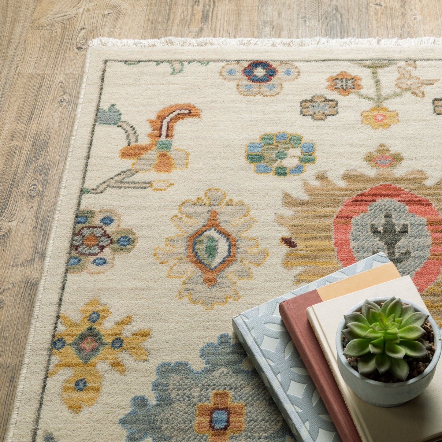 Lucca Oriental Ivory/ Multi Cut Pile Rug