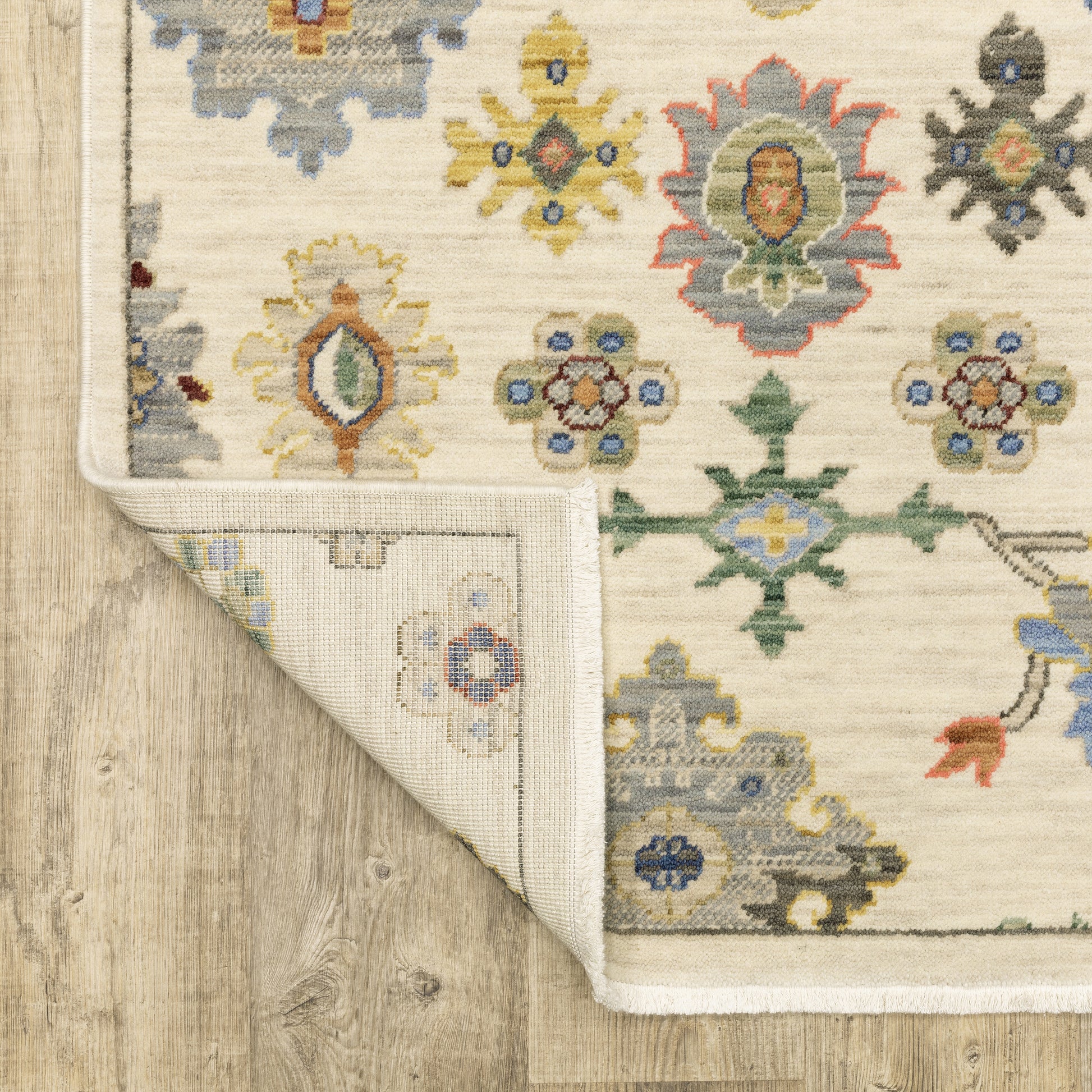 Lucca Oriental Ivory/ Multi Cut Pile Rug