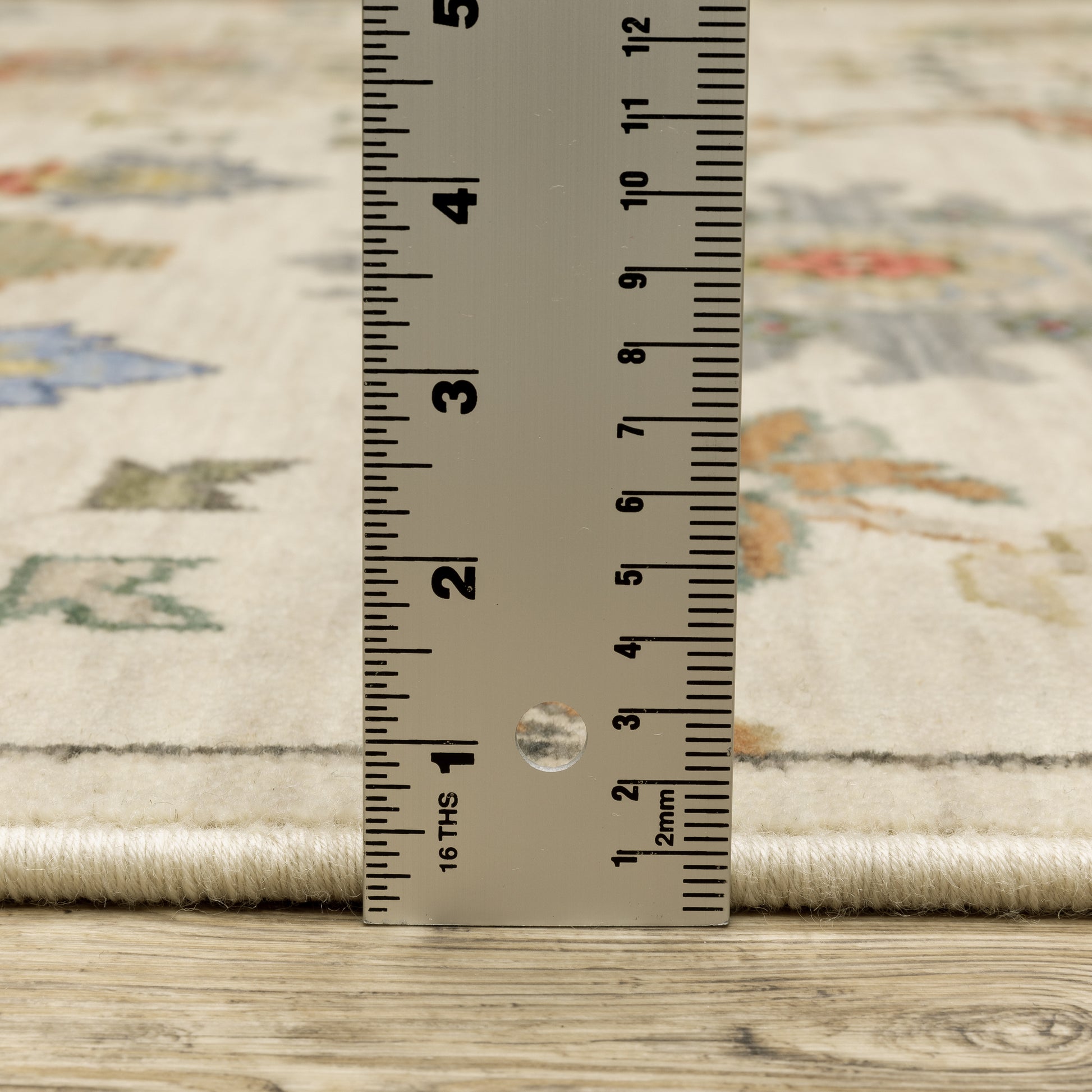 Lucca Oriental Ivory/ Multi Cut Pile Rug
