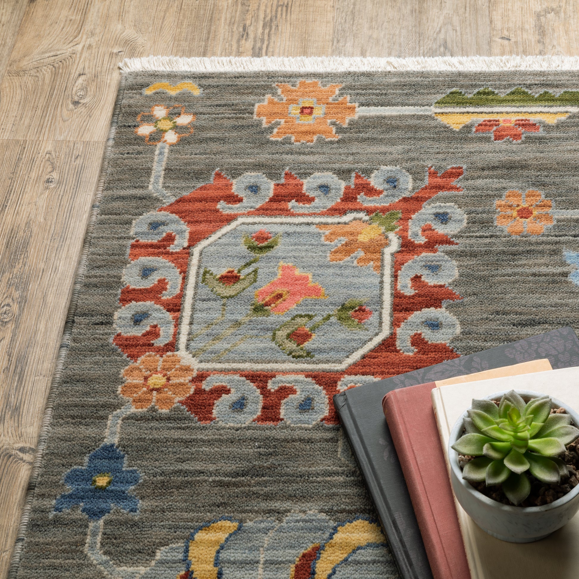 Lucca Oriental Grey/ Multi Cut Pile Rug