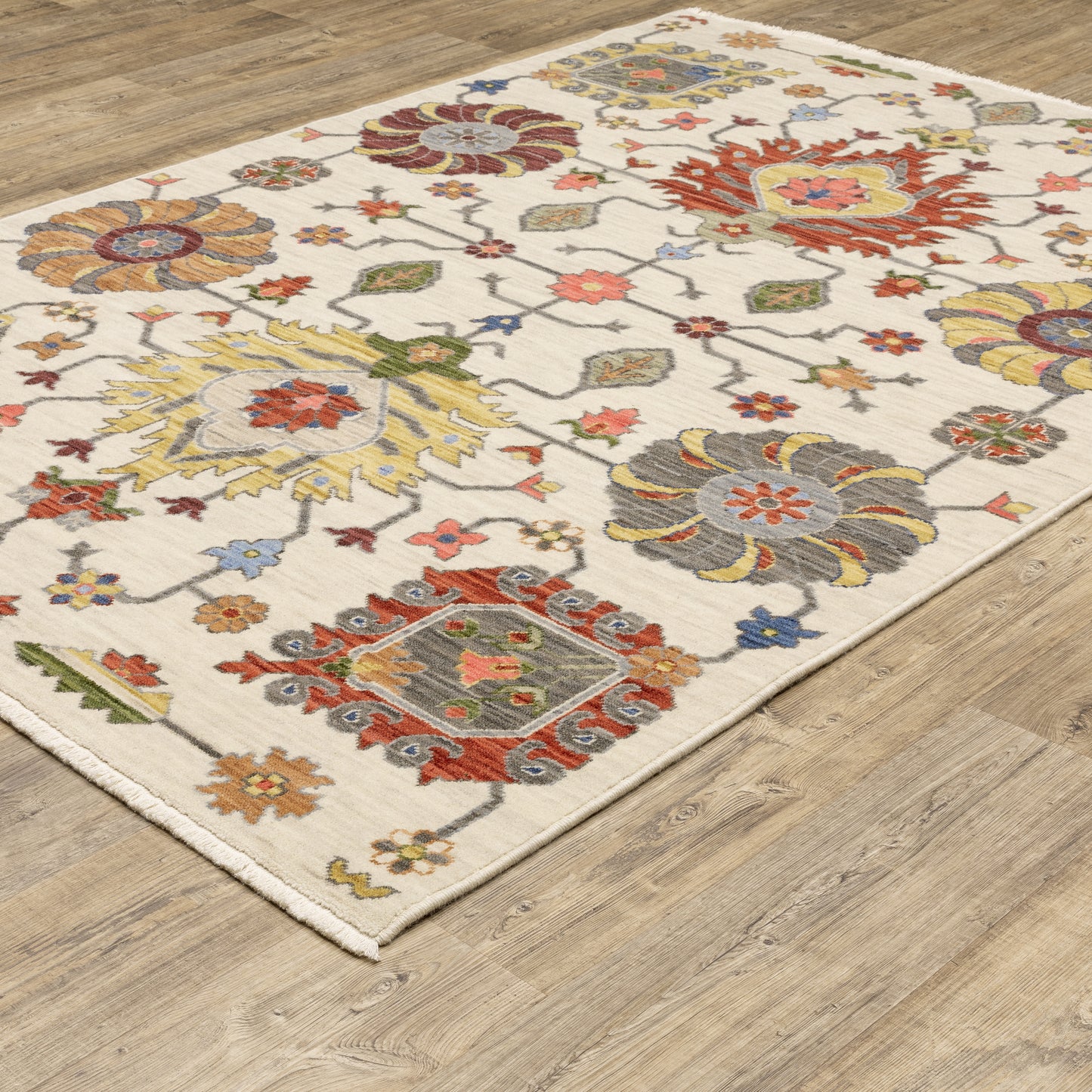 Lucca 8111W Ivory Oriental Rug
