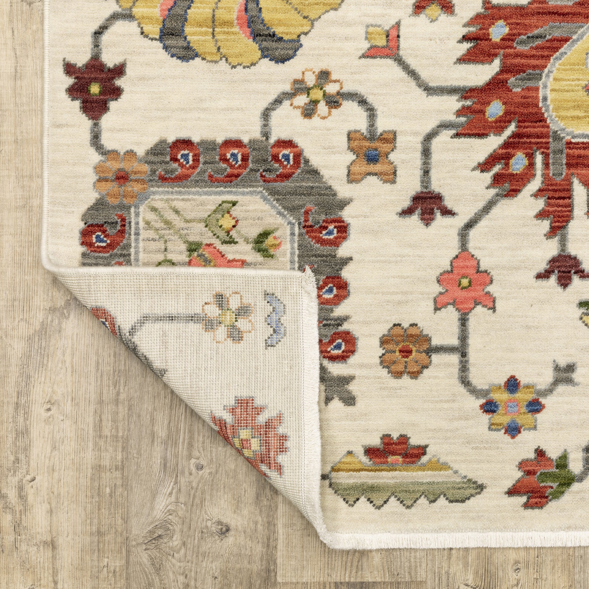 Lucca Oriental Ivory/ Multi Cut Pile Rug