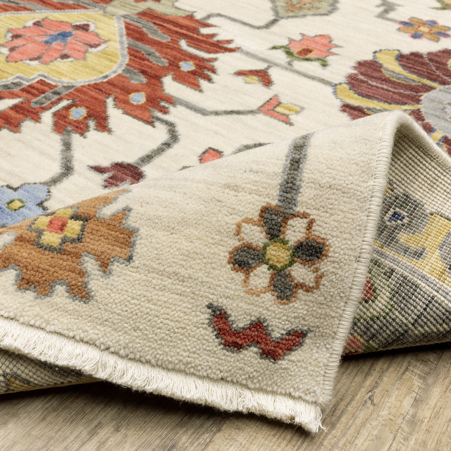 Lucca Oriental Ivory/ Multi Cut Pile Rug