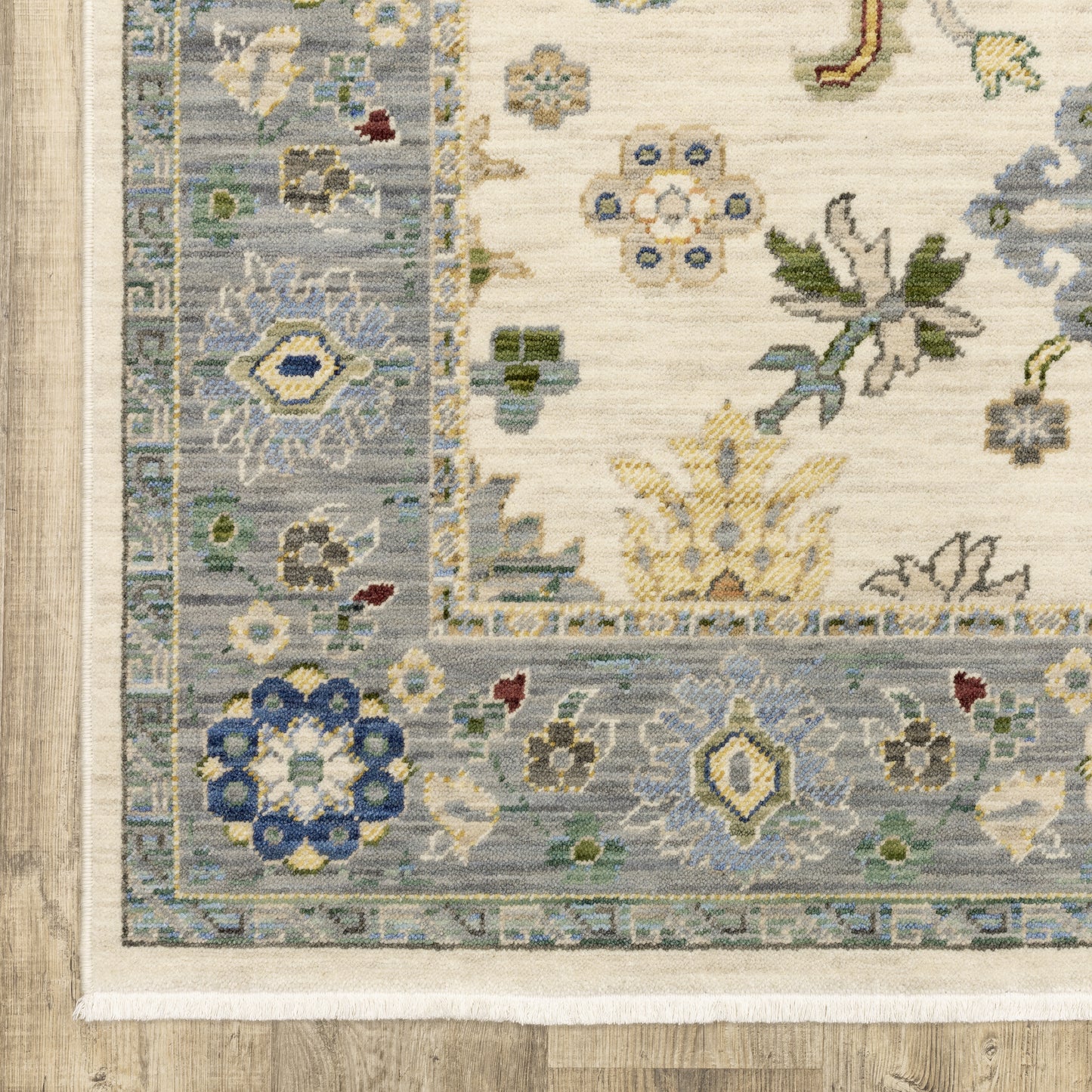 Lucca Oriental Ivory/ Blue Cut Pile Rug