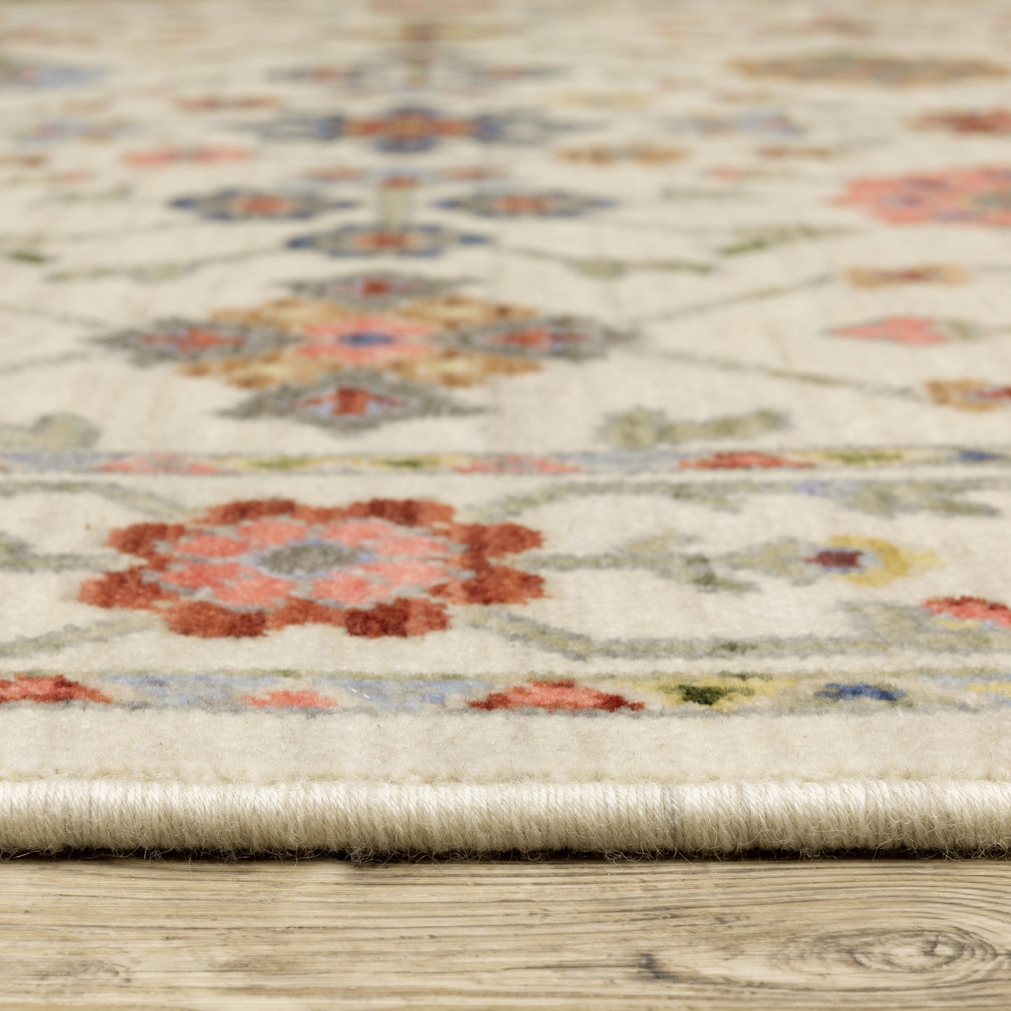 Lucca Oriental Ivory/ Multi Cut Pile Rug
