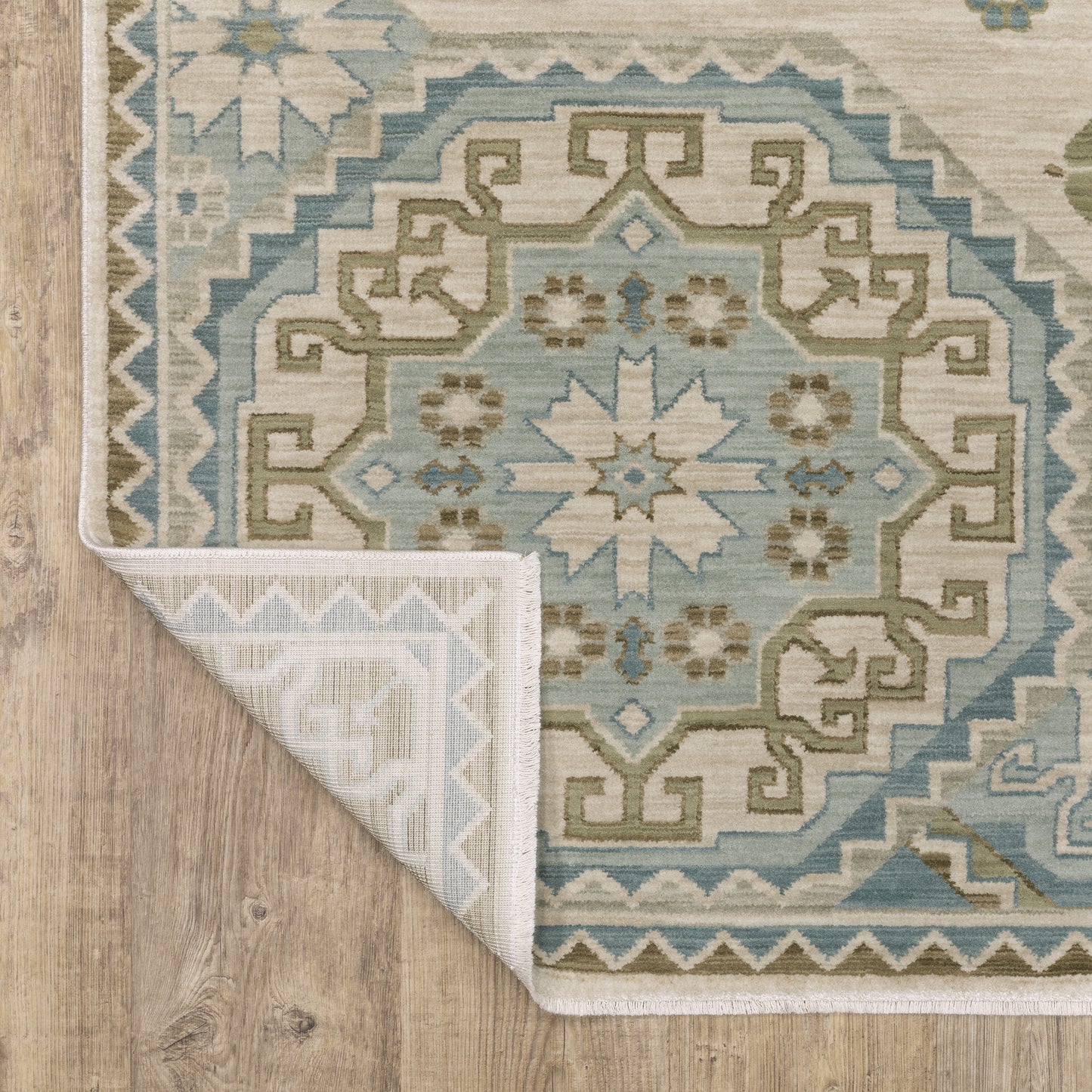 Maeve Medallion Beige/ Blue Geometric Cut Pile Rug