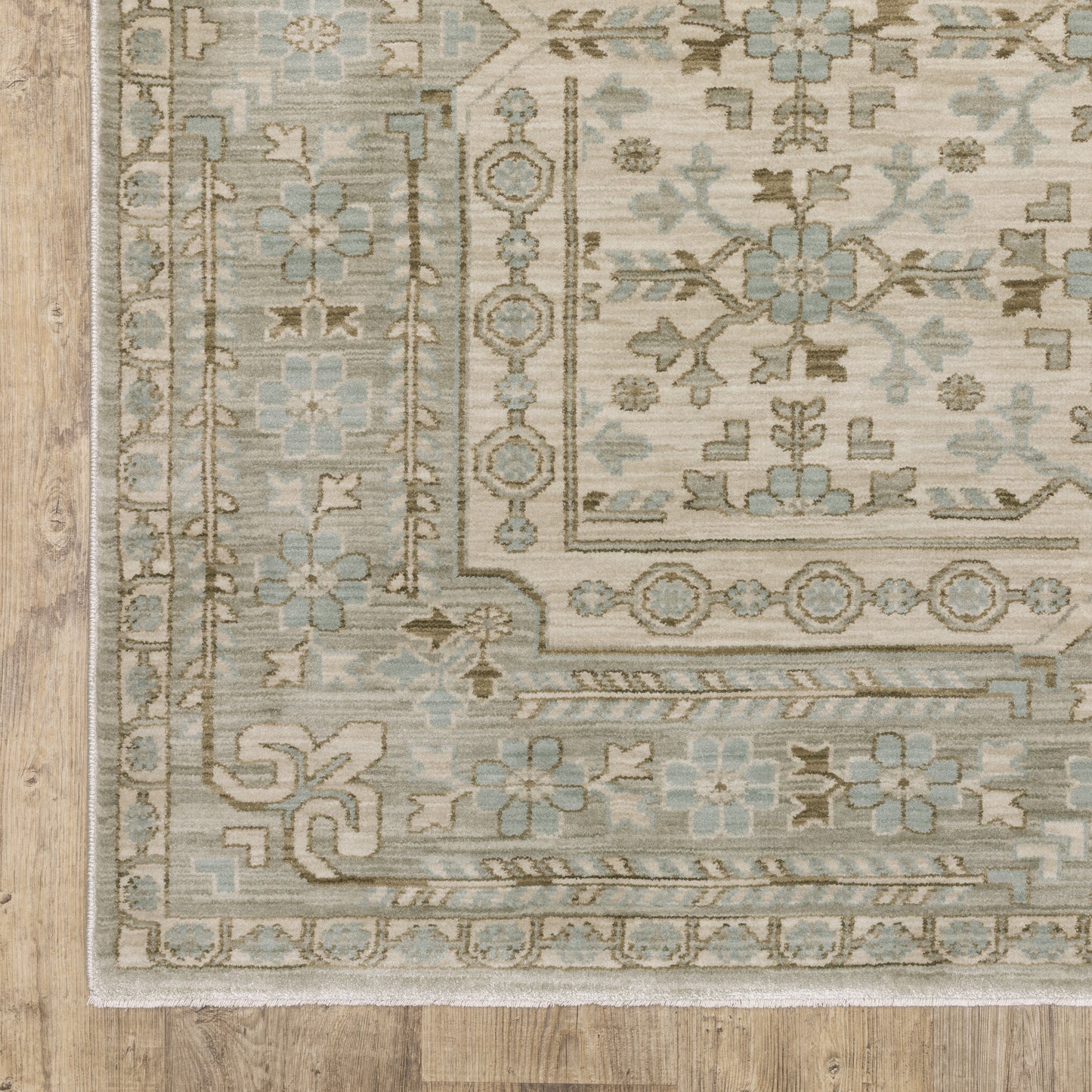 Maeve Border Beige/ Blue Distressed Cut Pile Rug