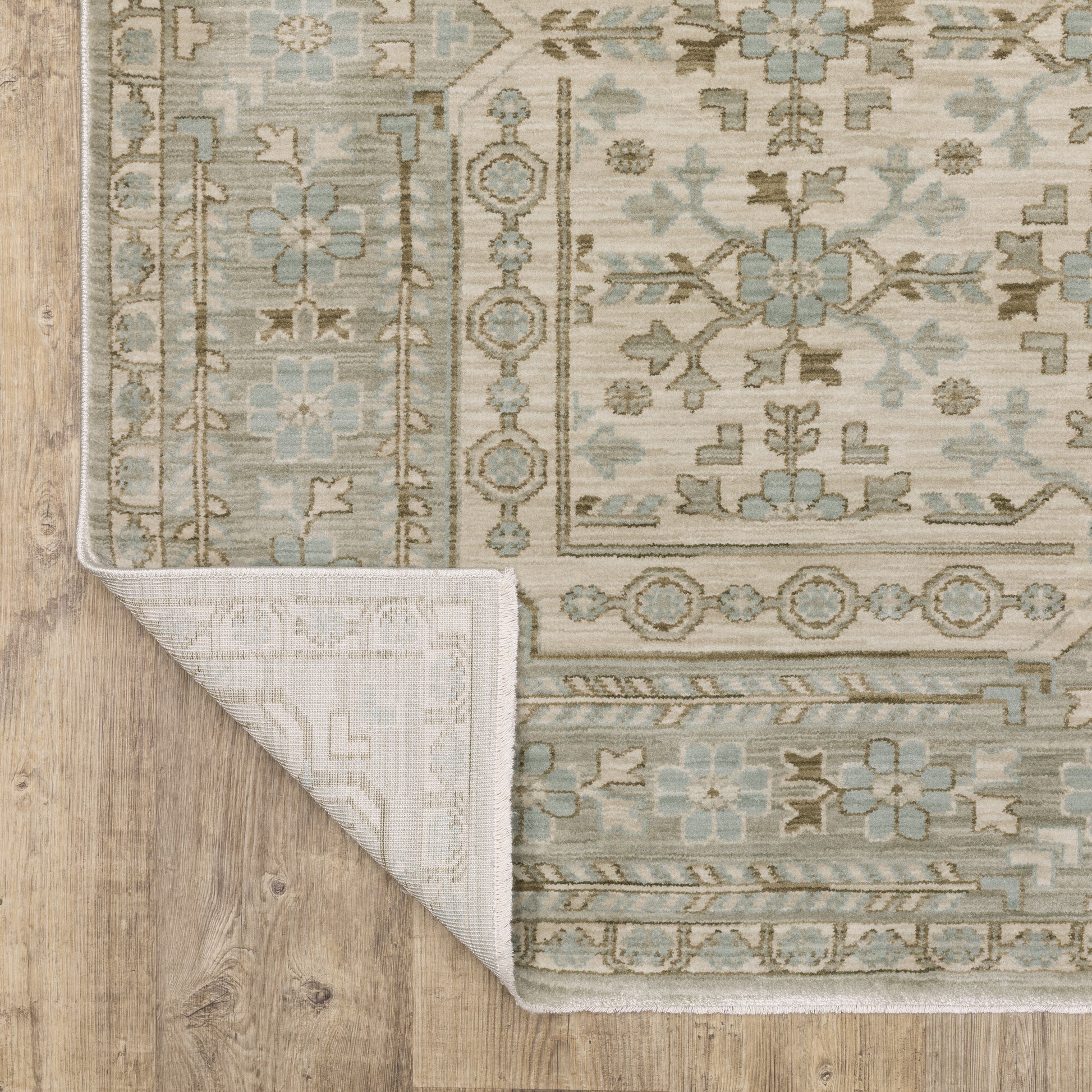 Maeve Border Beige/ Blue Distressed Cut Pile Rug