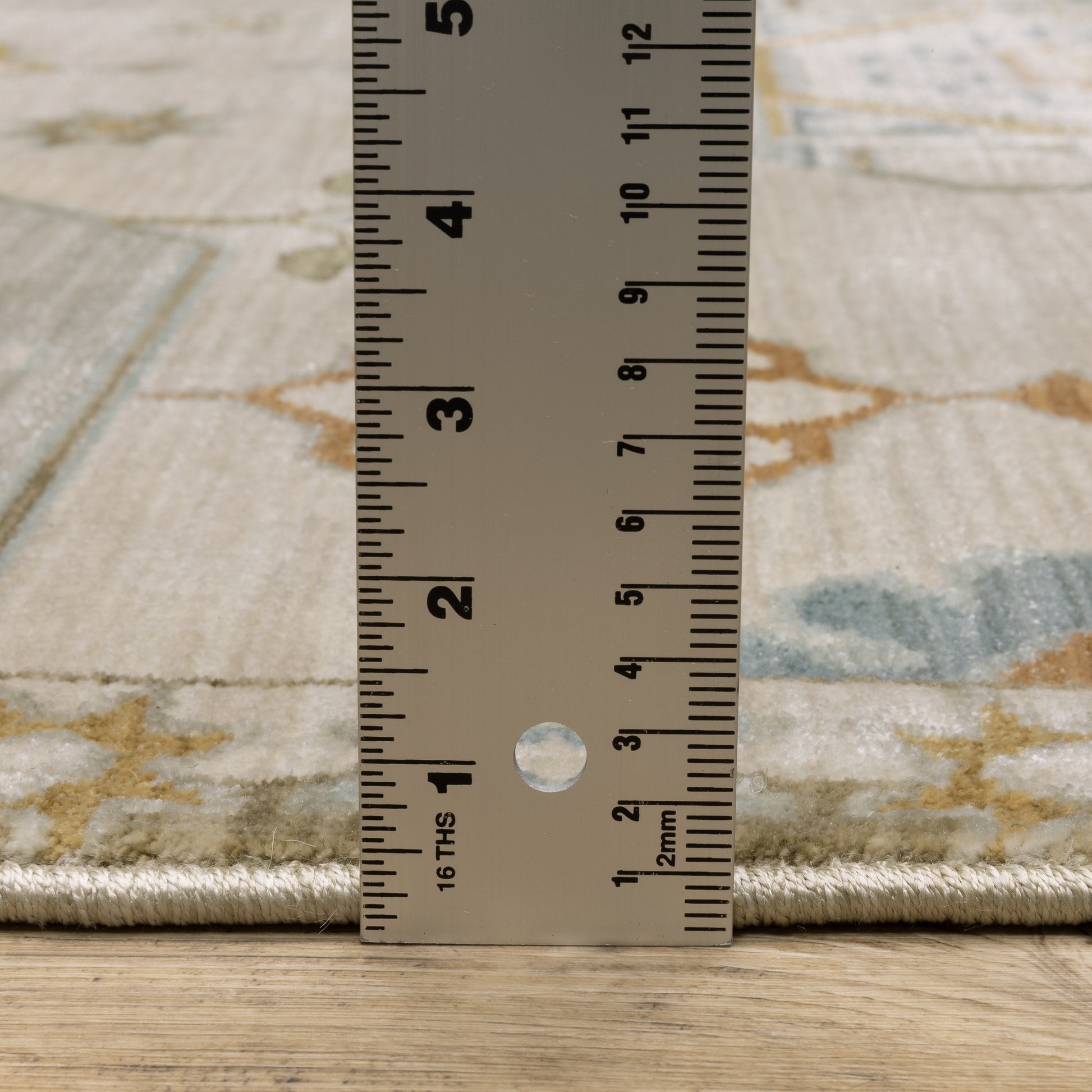 Maeve Medallion Beige/ Grey Southwest/Lodge Cut Pile Rug