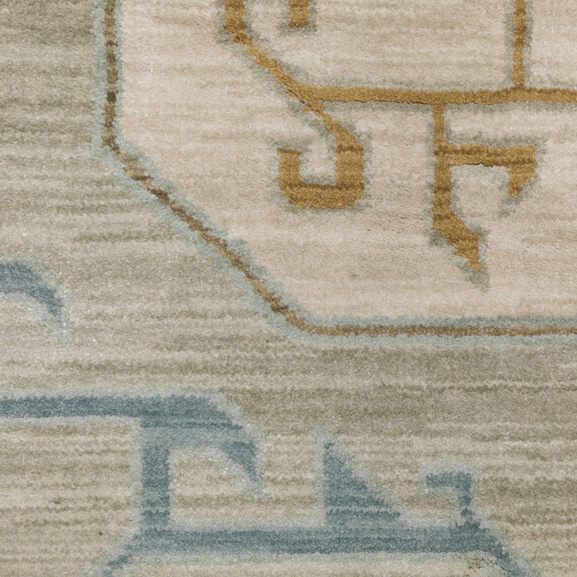 Maeve Medallion Beige/ Grey Southwest/Lodge Cut Pile Rug
