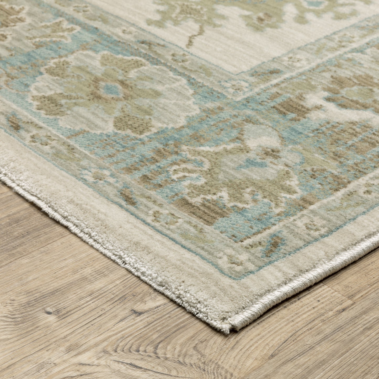 Maeve Floral Beige/ Blue Distressed Cut Pile Rug