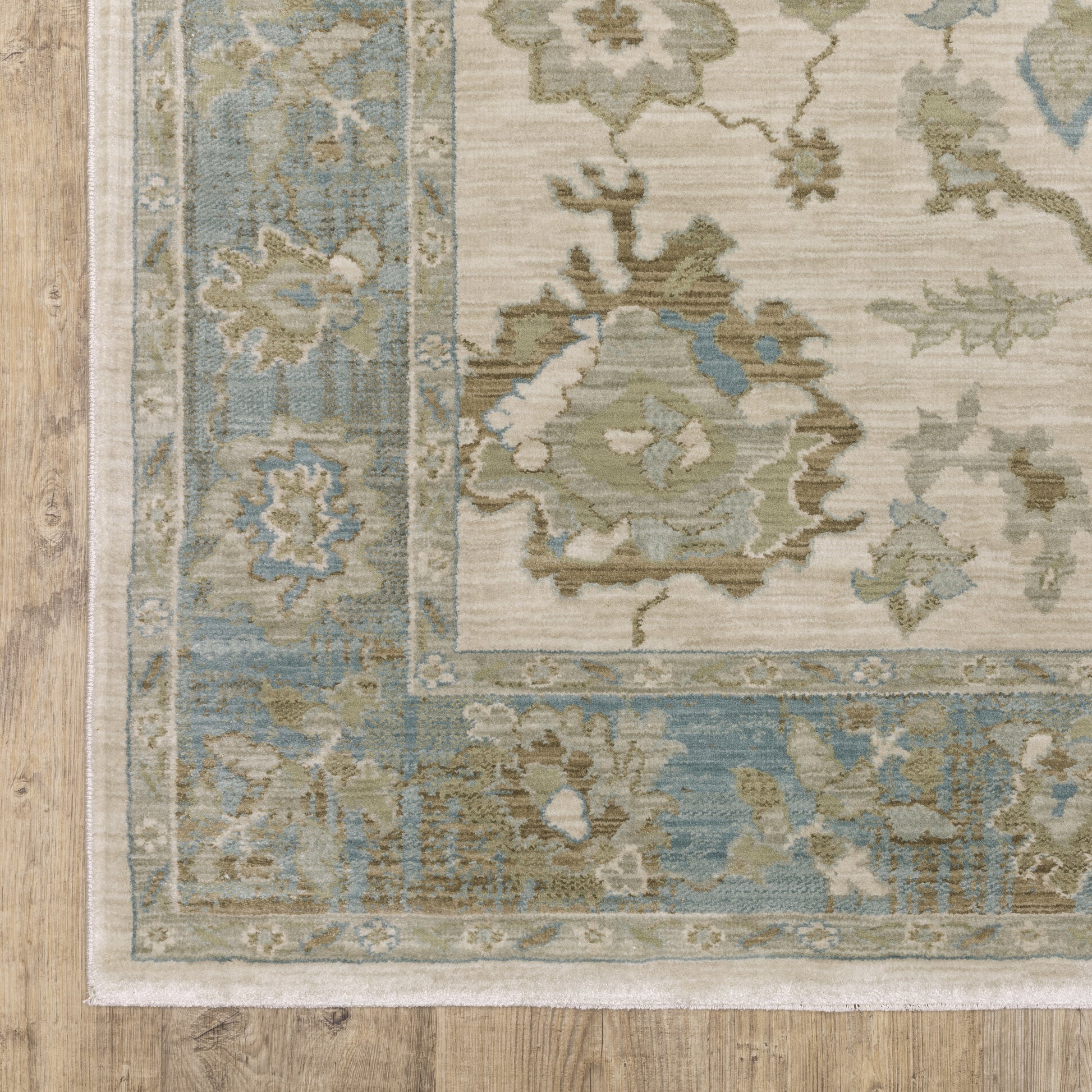 Maeve Floral Beige/ Blue Distressed Cut Pile Rug