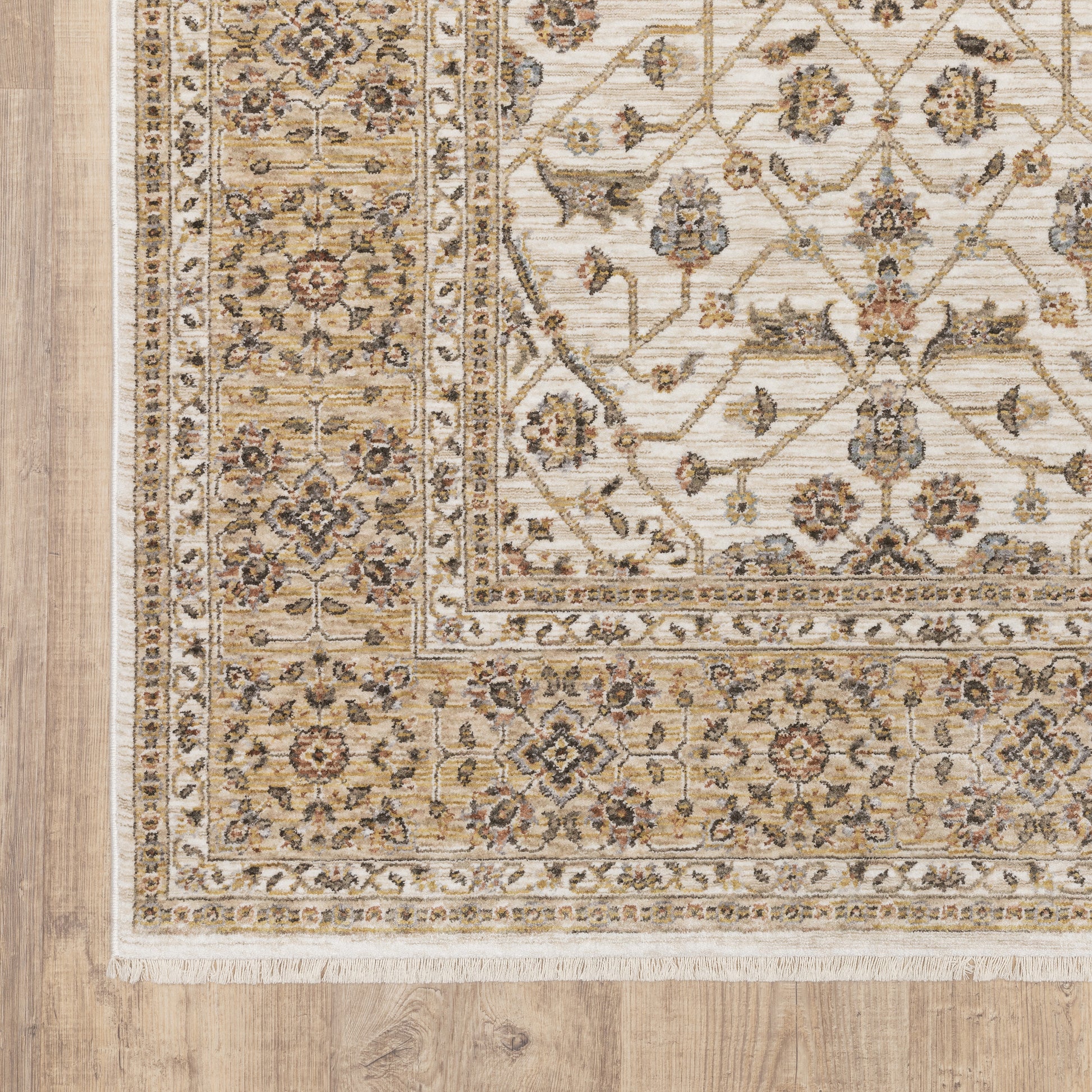 Maharaja Oriental Ivory/ Gold Cut Pile Rug