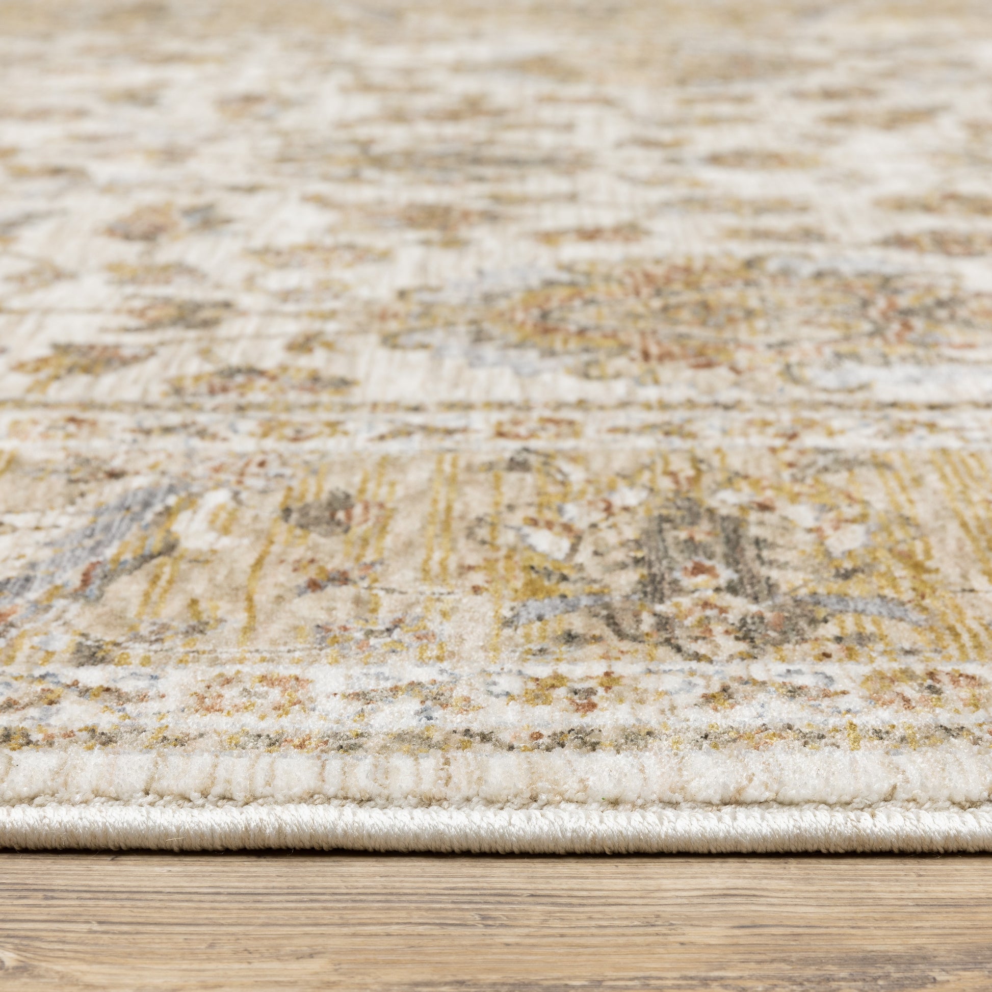 Maharaja Oriental Ivory/ Gold Cut Pile Rug