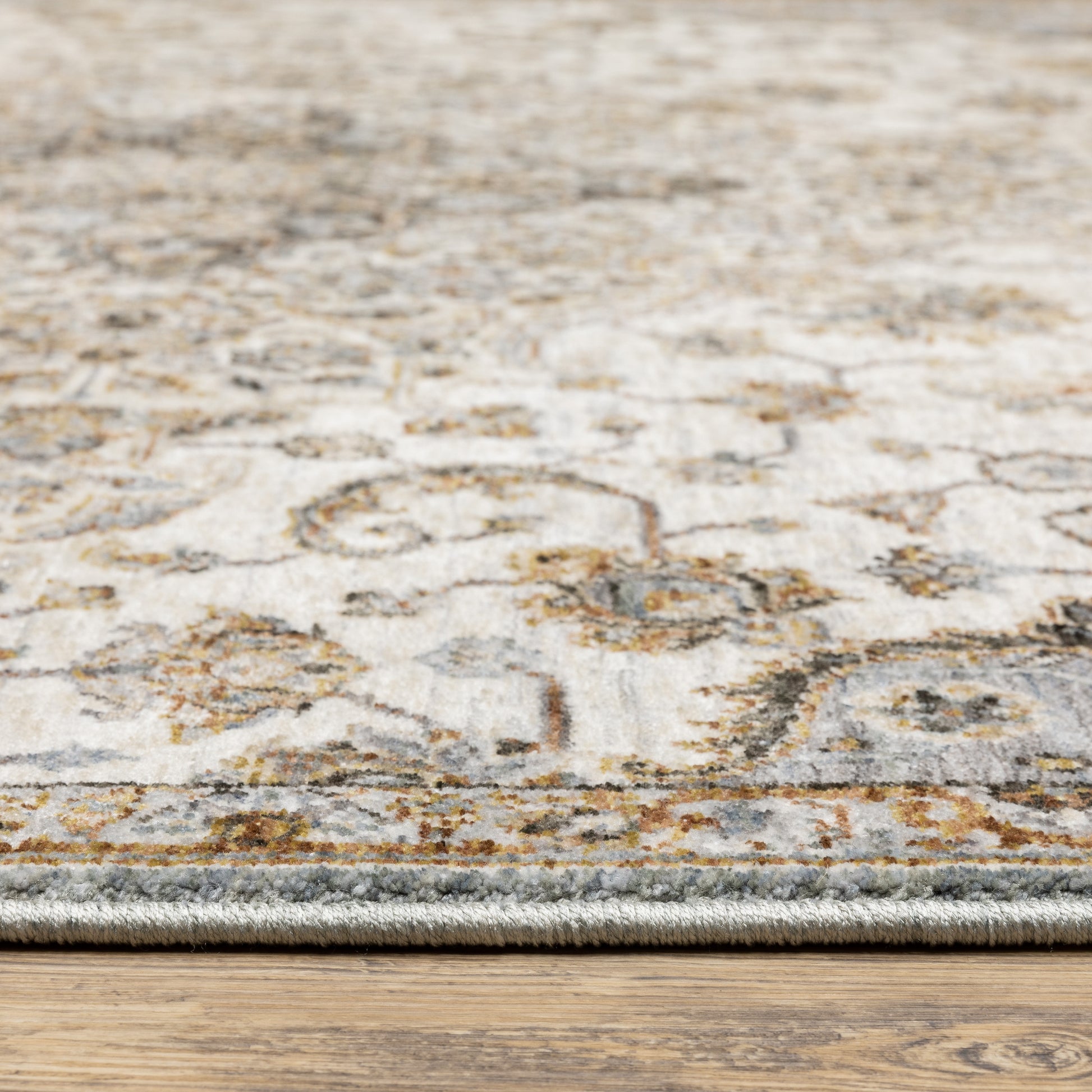 Maharaja Medallion Ivory/ Blue Oriental Cut Pile Rug