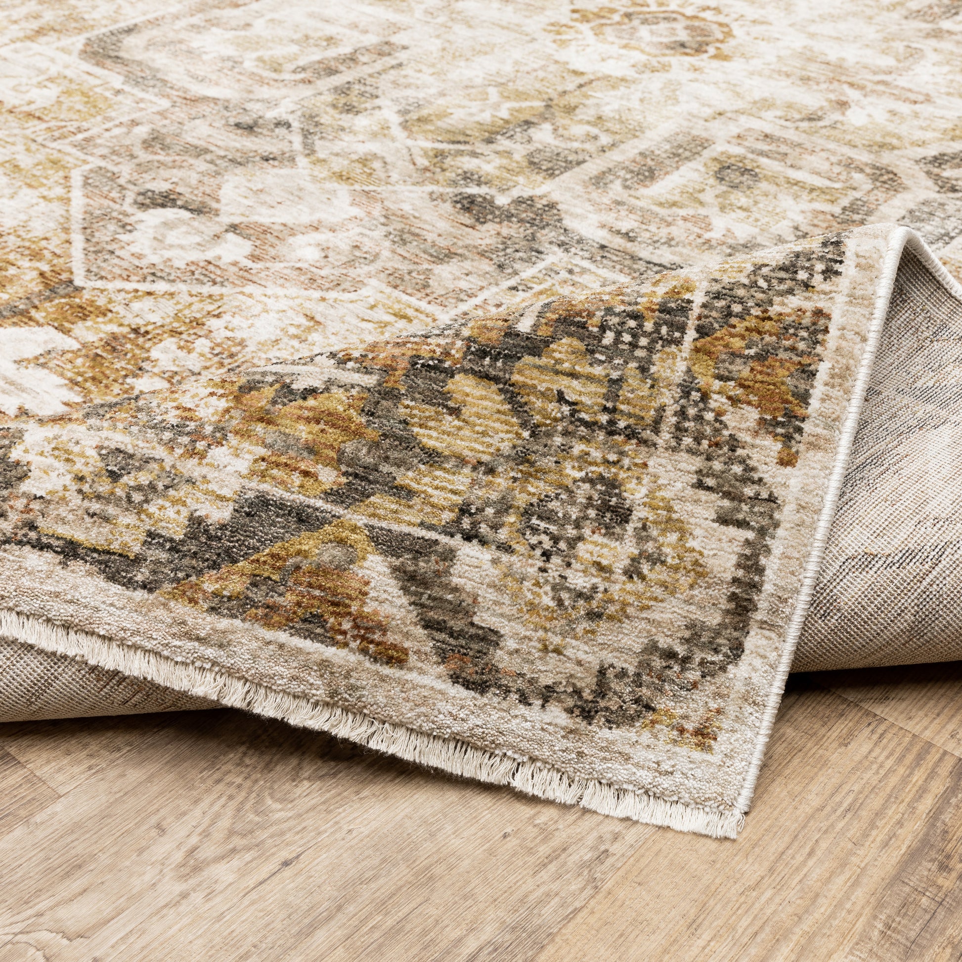 Maharaja Medallion Gold/ Brown Distressed Cut Pile Rug