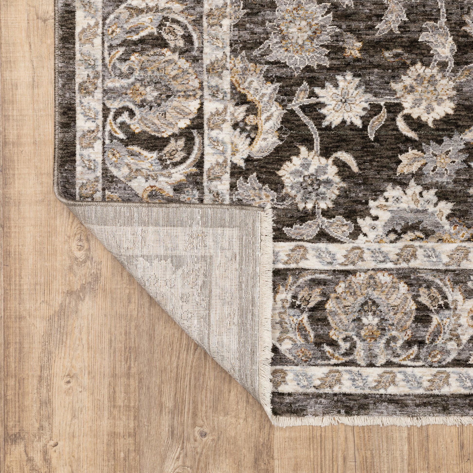 Maharaja Oriental Charcoal/ Ivory Cut Pile Rug