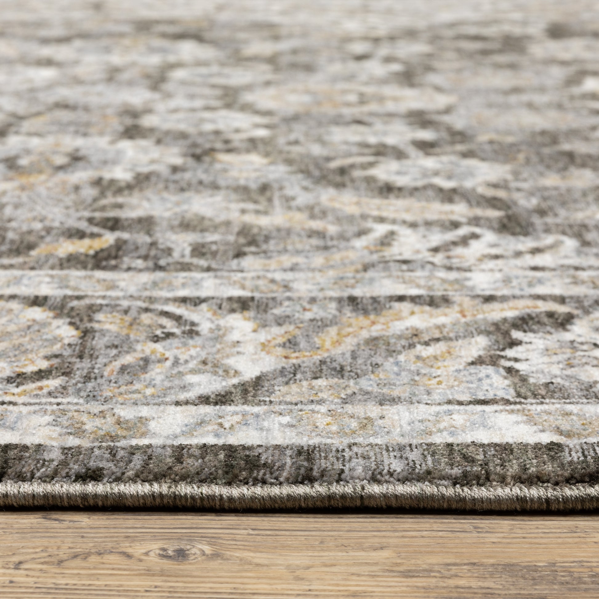 Maharaja Oriental Charcoal/ Ivory Cut Pile Rug