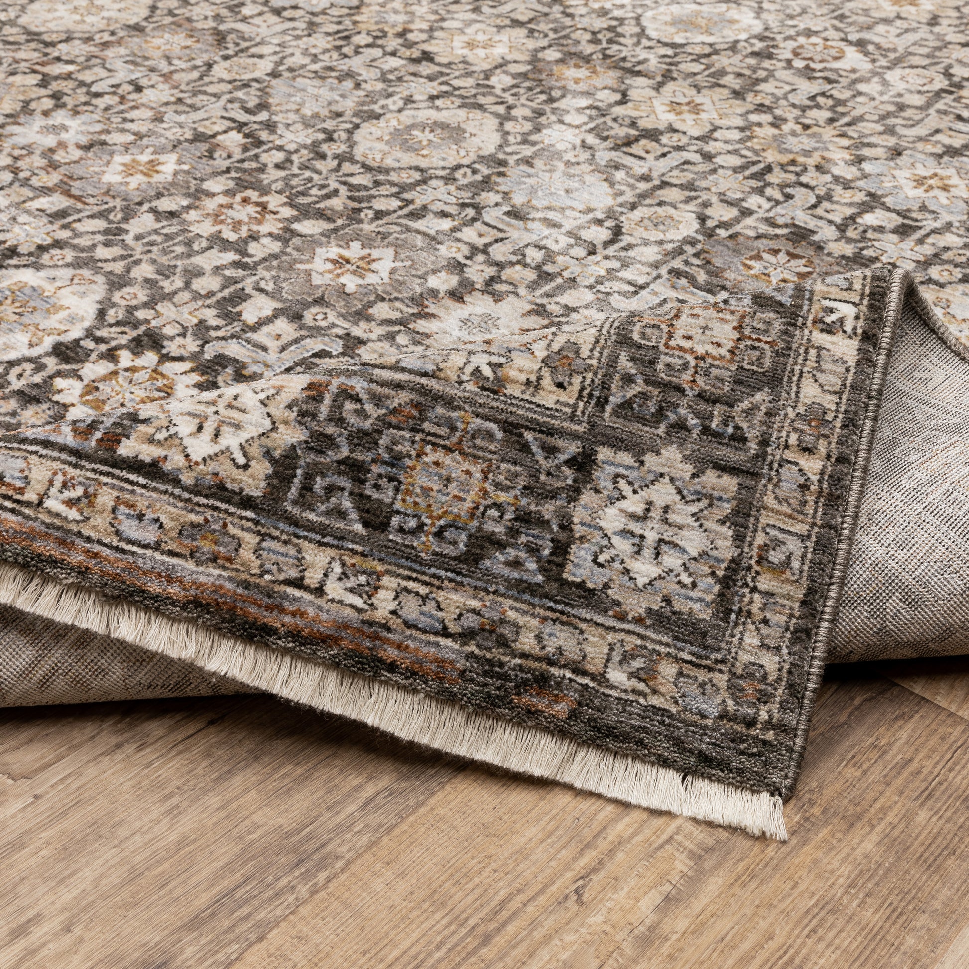 Maharaja Floral Charcoal/ Ivory Oriental Cut Pile Rug