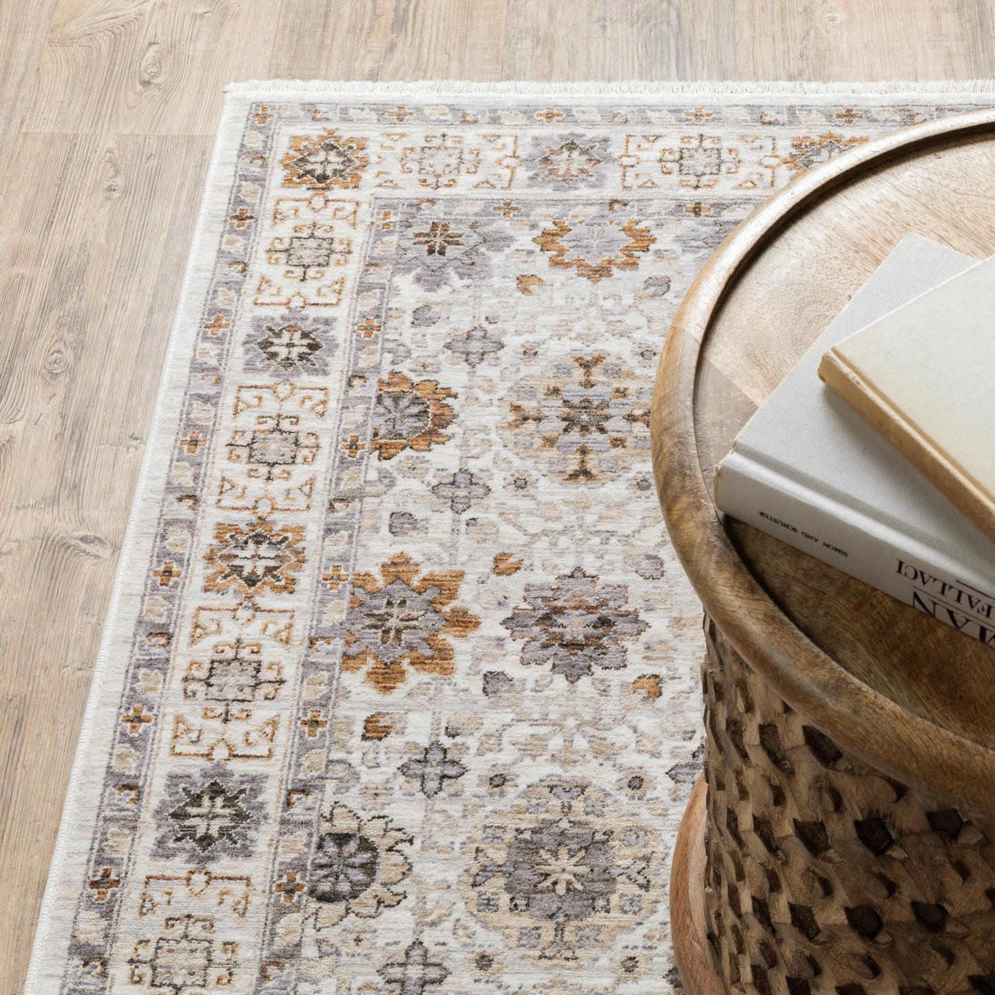 Maharaja Floral Ivory/ Multi Oriental Cut Pile Rug