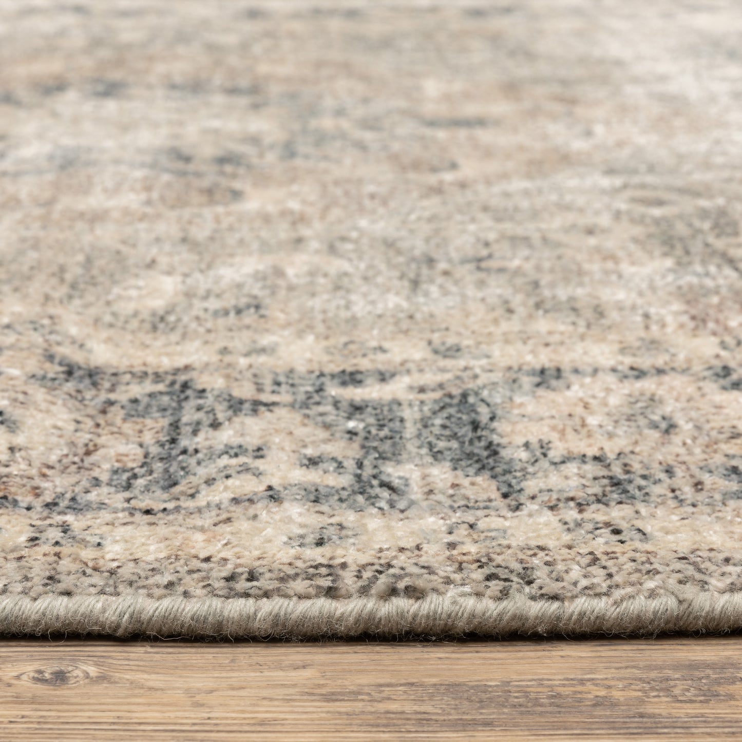 Malabar Medallion Beige/ Grey Oriental Cut Pile Rug