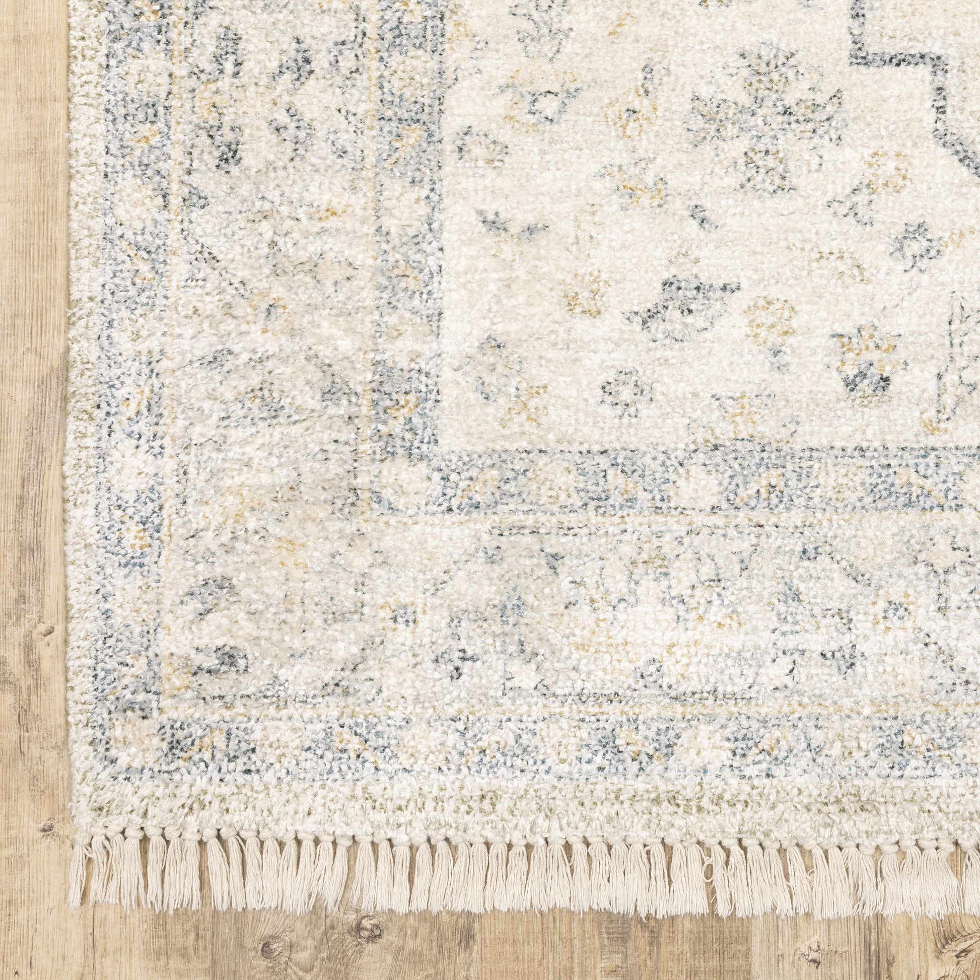 Malabar Distressed Beige/ Charcoal Oriental Cut Pile Rug