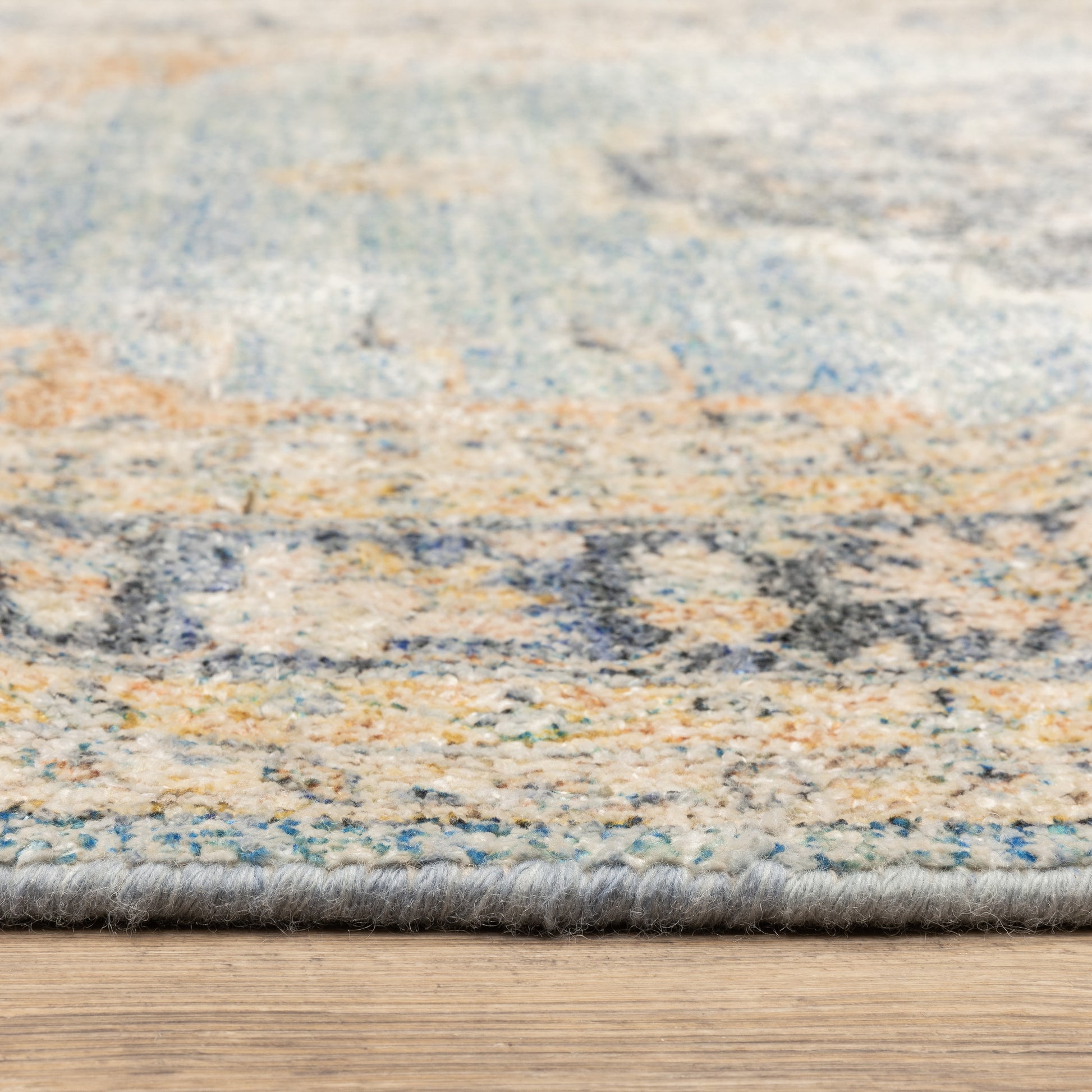 Malabar Medallion Blue/ Beige Distressed Cut Pile Rug