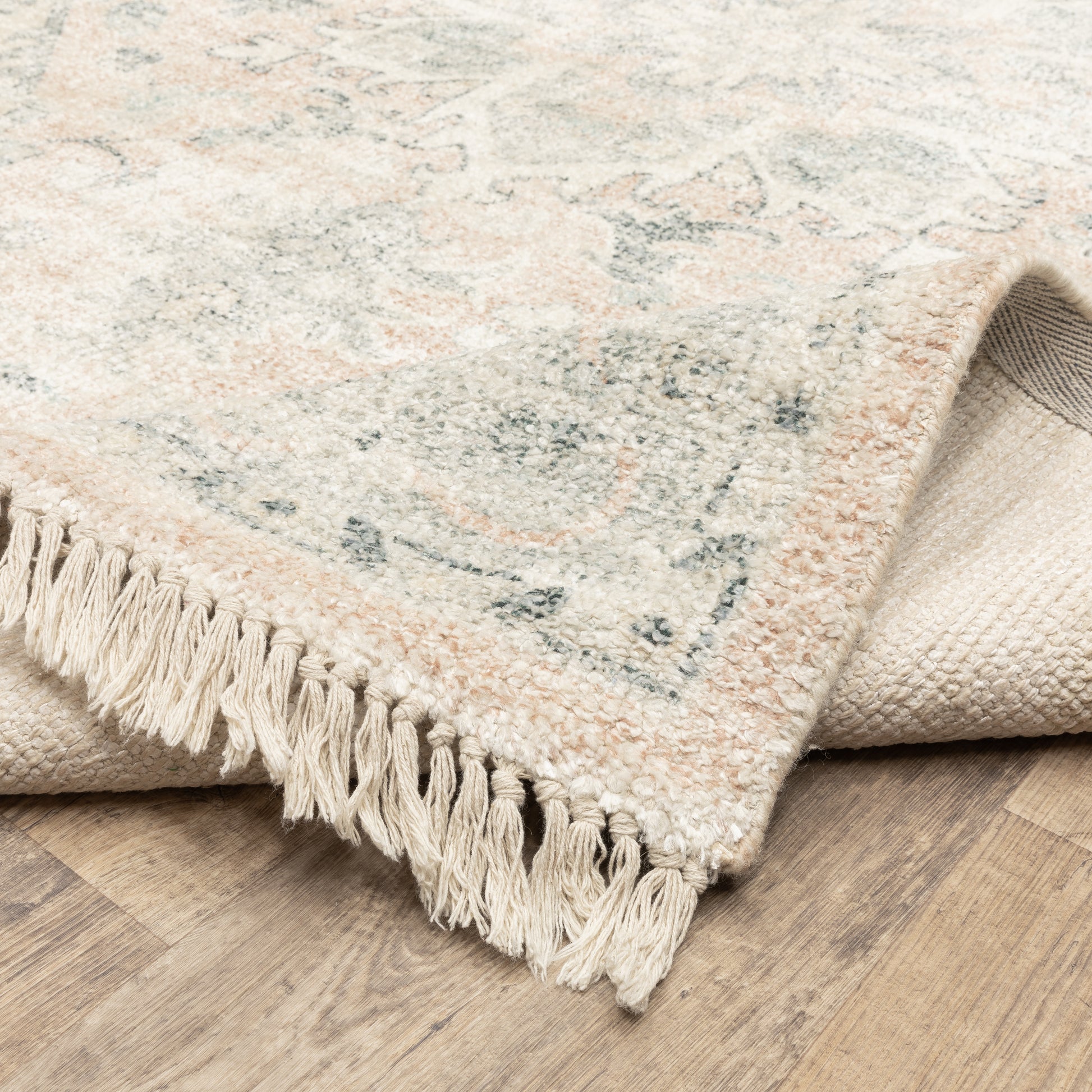 Malabar Medallion Beige/ Grey Distressed Cut Pile Rug