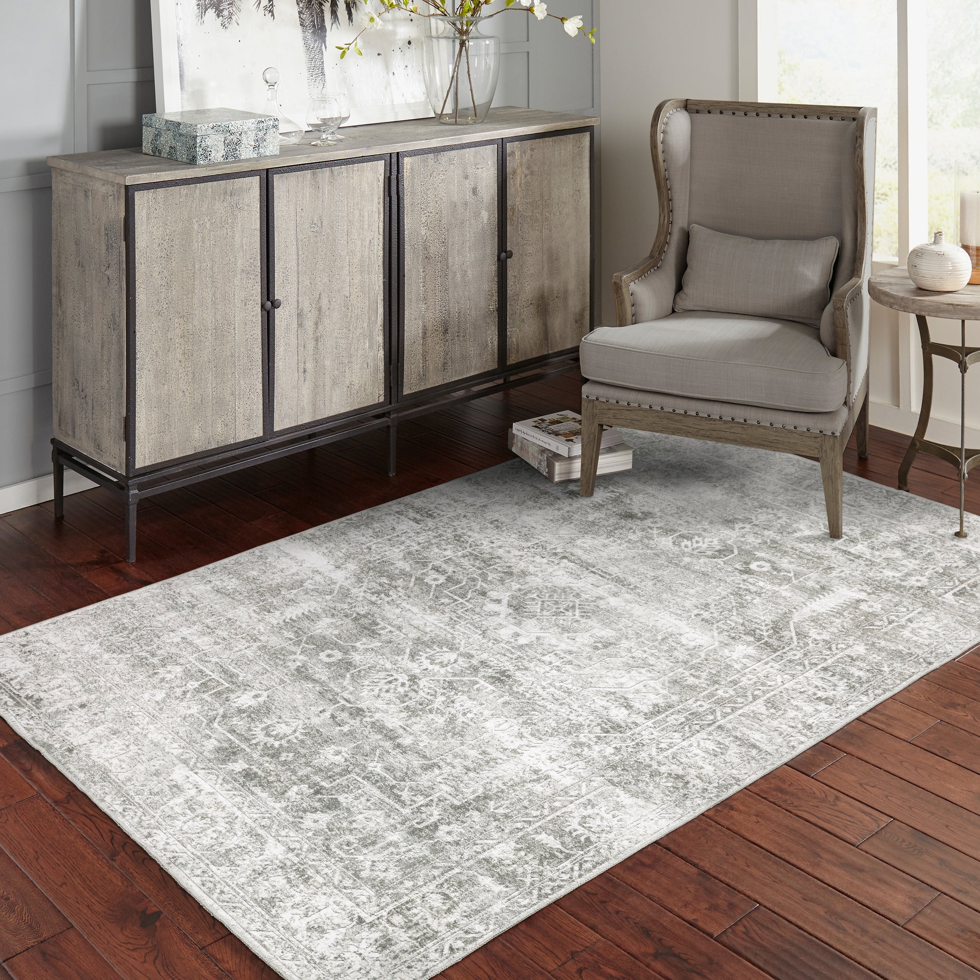 Malibu Distressed Grey/ Ivory Oriental Flat Weave Rug