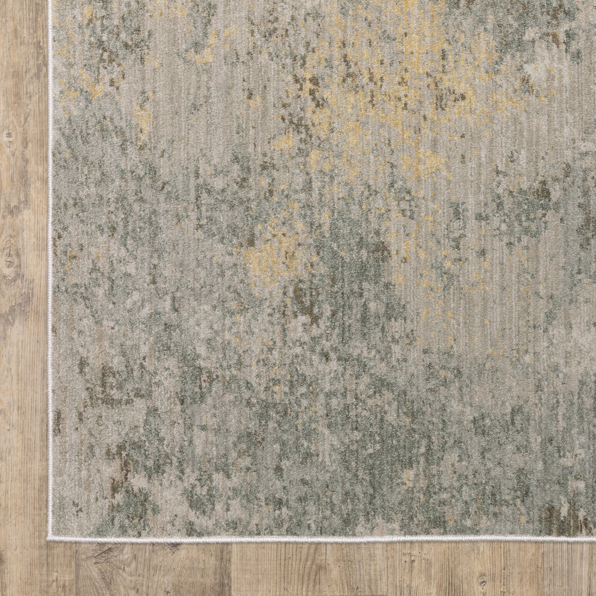 Mallory Distressed Beige/ Yellow Abstract Cut Pile Rug