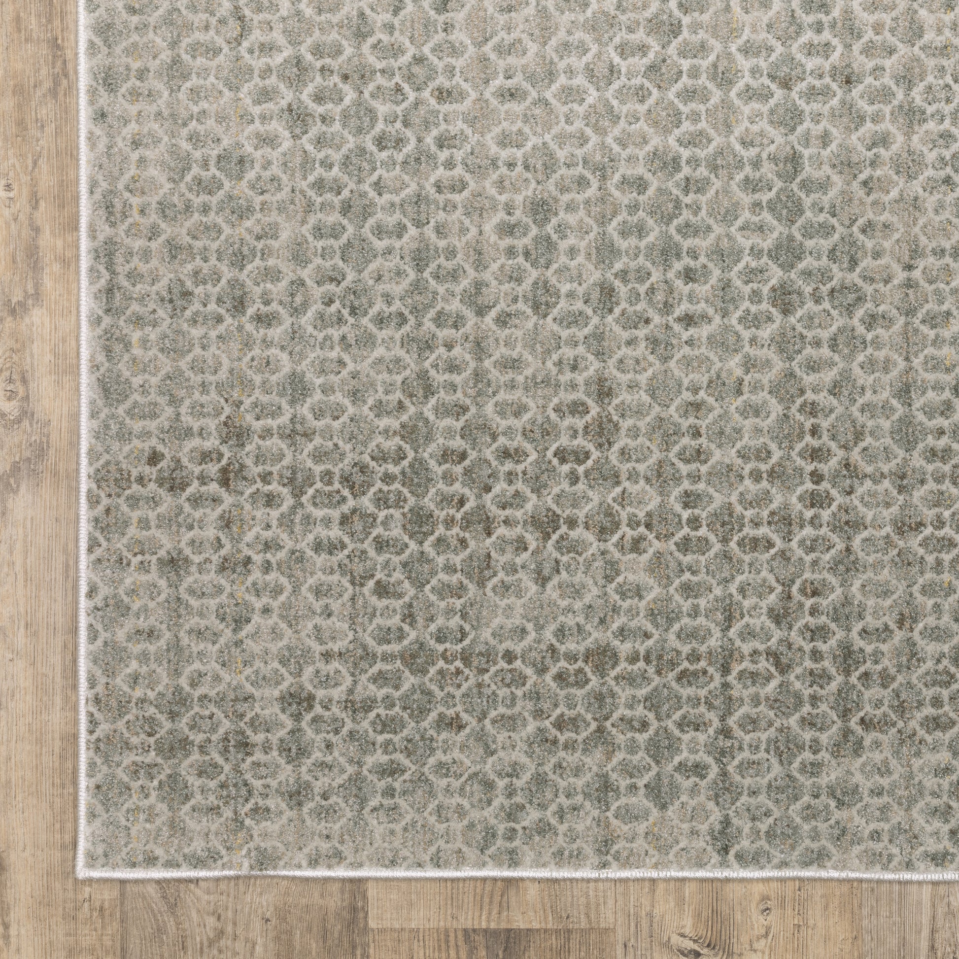 Mallory Distressed Grey/ Blue Abstract Cut Pile Rug
