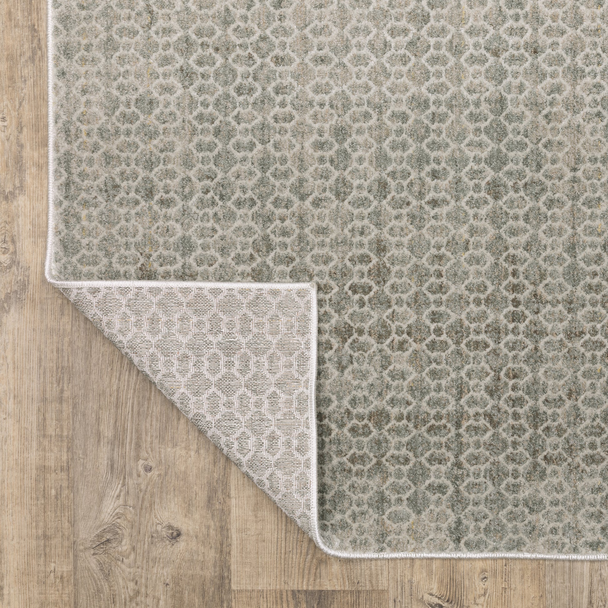 Mallory Distressed Grey/ Blue Abstract Cut Pile Rug