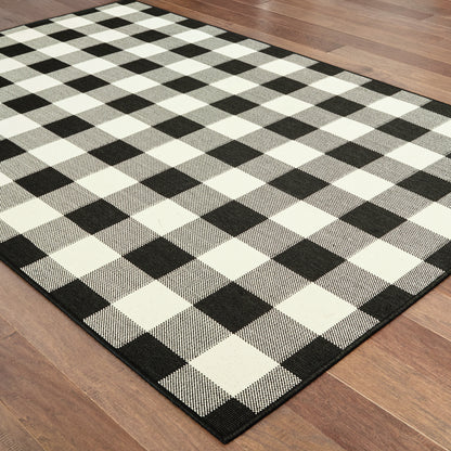 Marina Outdoor Black/ Ivory Southwest/Lodge Loop Pile Rug