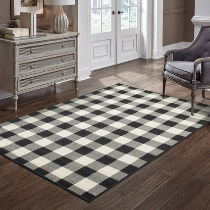 Marina Outdoor Black/ Ivory Southwest/Lodge Loop Pile Rug