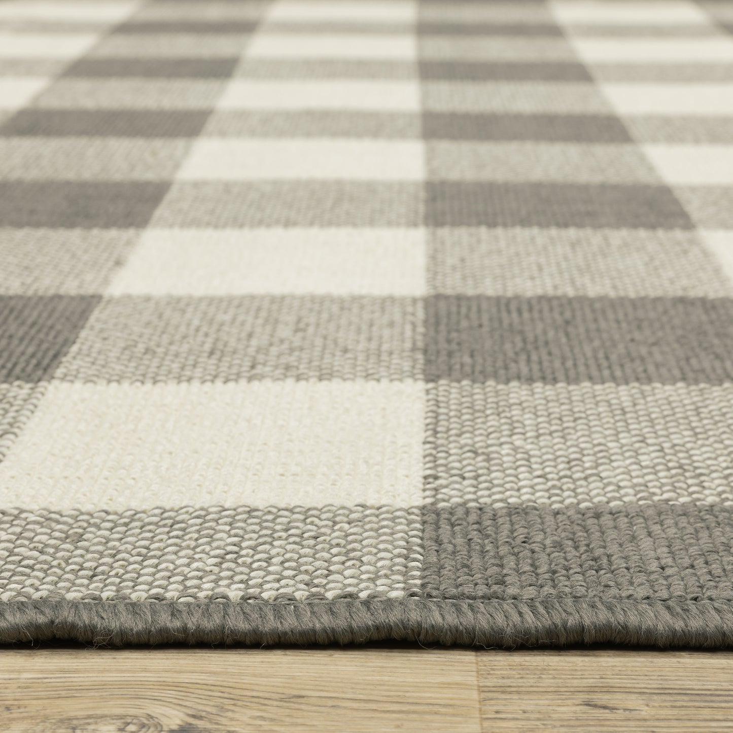 Marina Outdoor Grey/ Ivory Geometric Loop Pile Rug