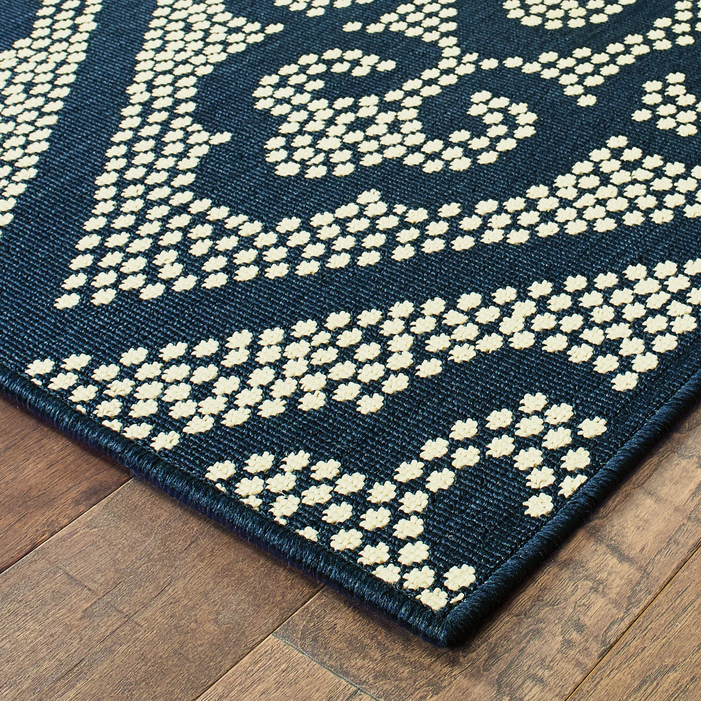 Marina Lattice Navy/ Ivory Outdoor Loop Pile Rug