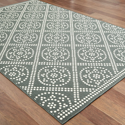 Marina Lattice Grey/ Ivory Outdoor Loop Pile Rug