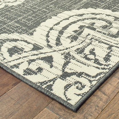 Marina Medallion Grey/ Ivory Outdoor Loop Pile Rug