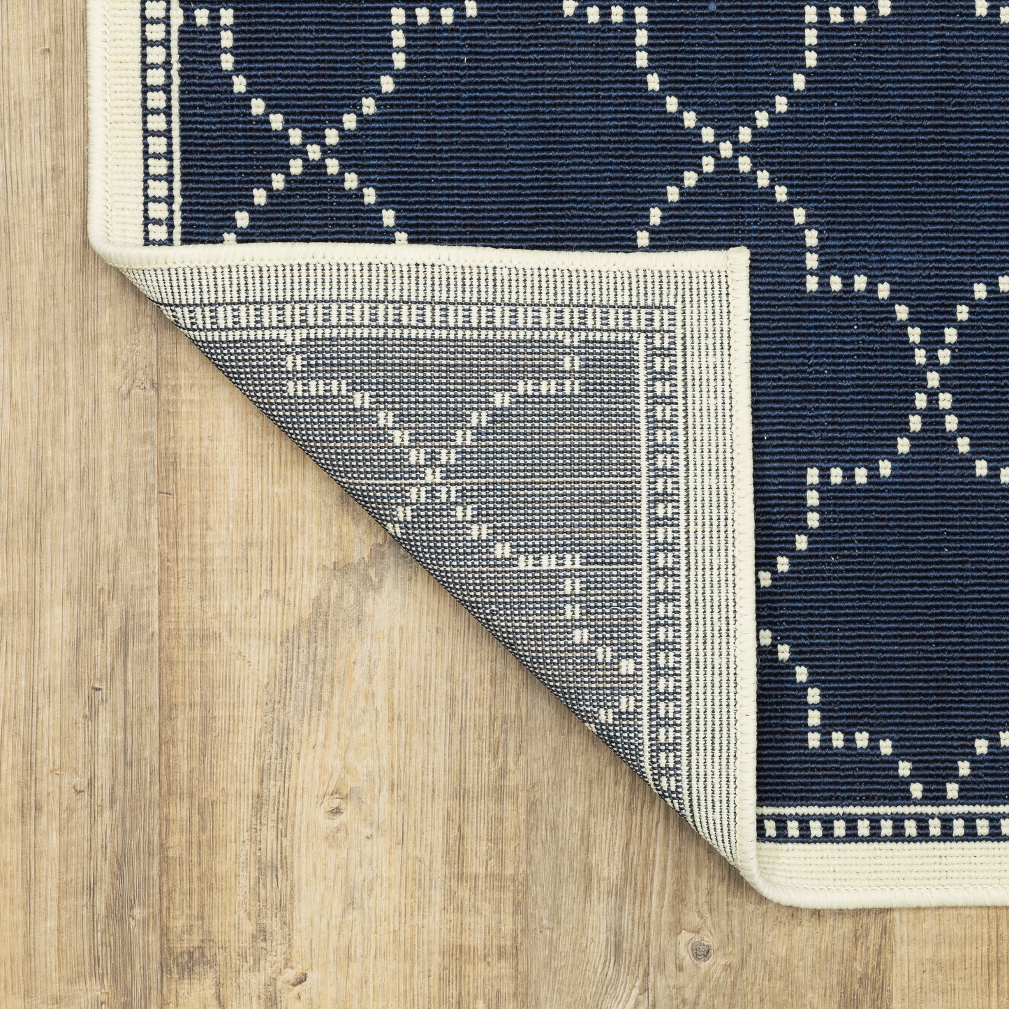 Marina Lattice Navy/ Ivory Outdoor Loop Pile Rug
