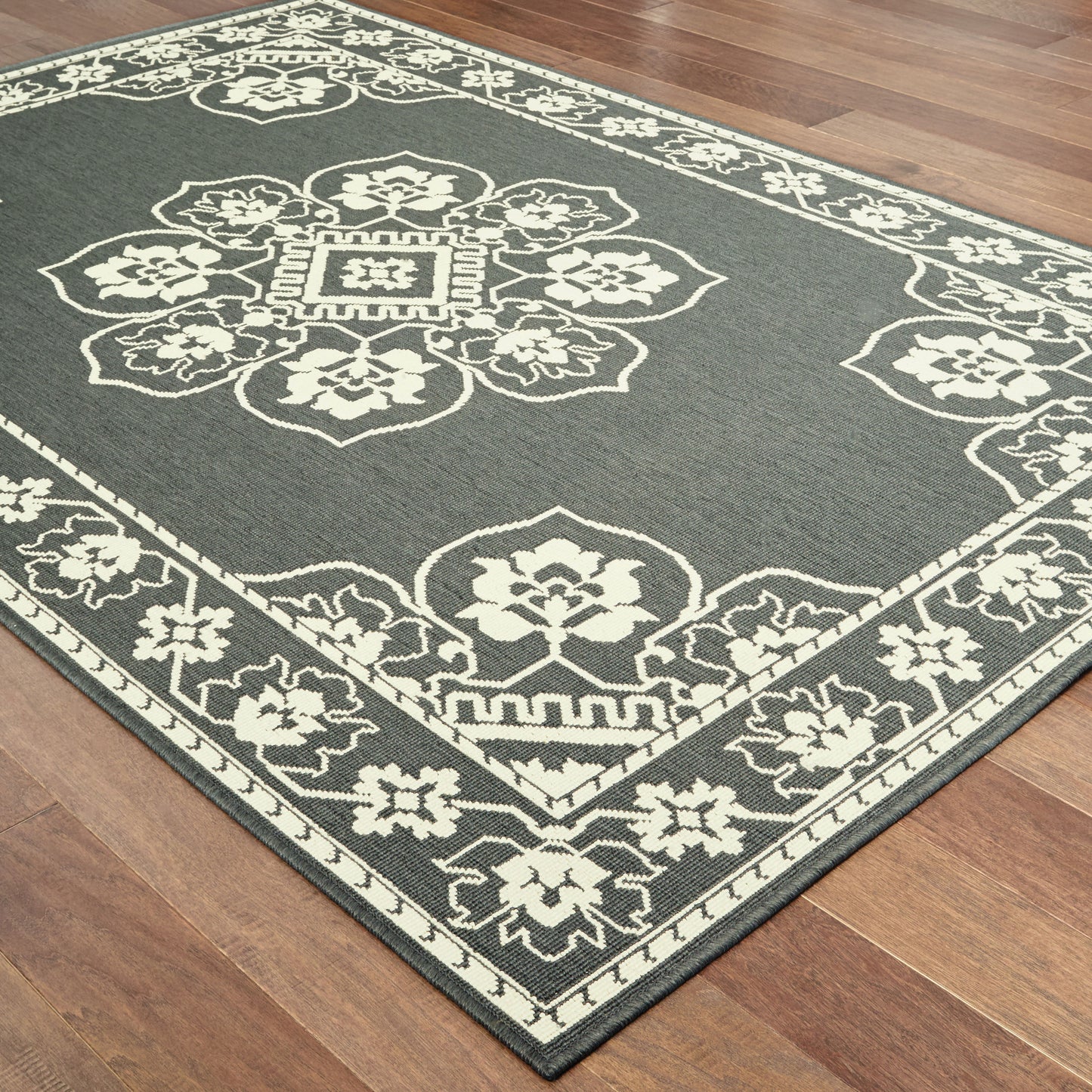 Marina Medallion Grey/ Ivory Outdoor Loop Pile Rug