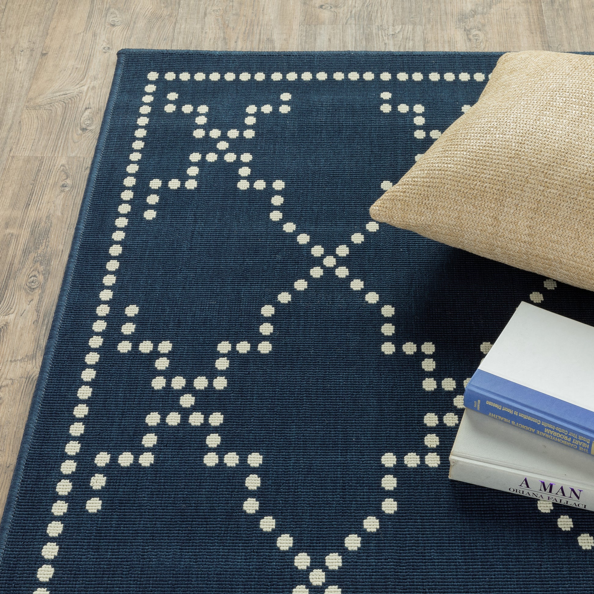 Marina Lattice Navy/ Ivory Outdoor Loop Pile Rug