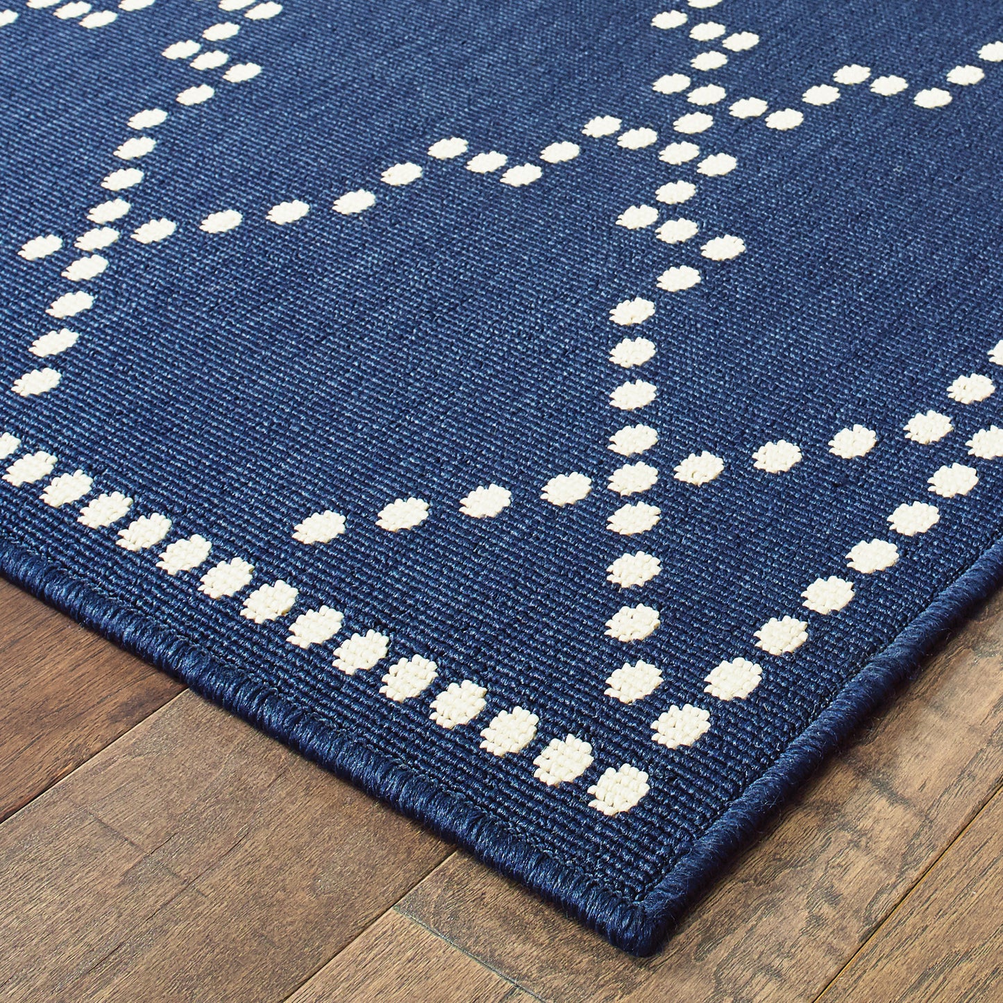 Marina Lattice Navy/ Ivory Outdoor Loop Pile Rug