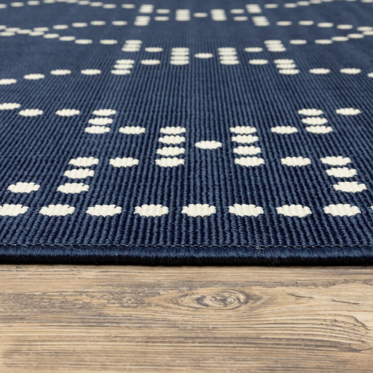 Marina Lattice Navy/ Ivory Outdoor Loop Pile Rug